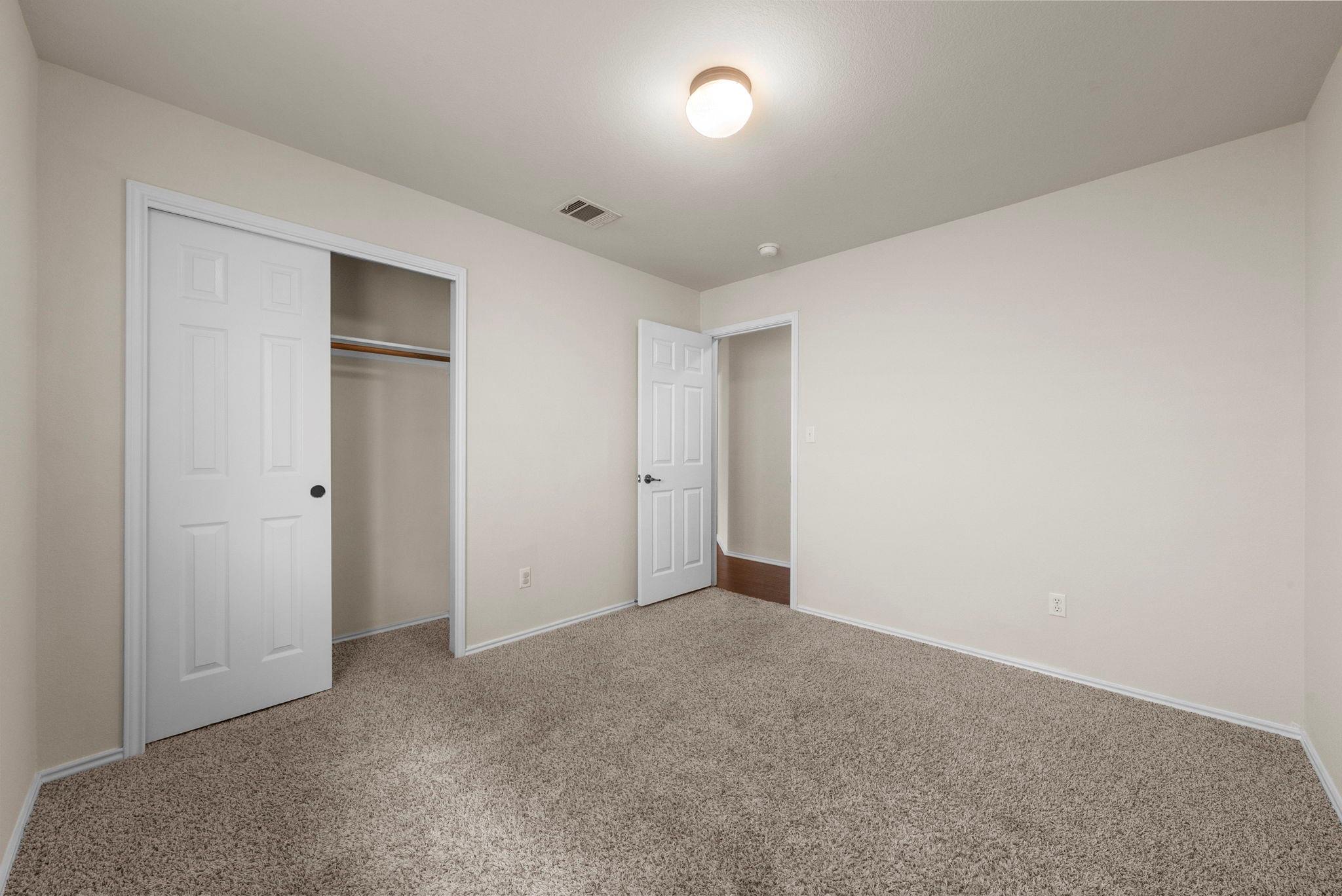 9424 Castle Pines DR