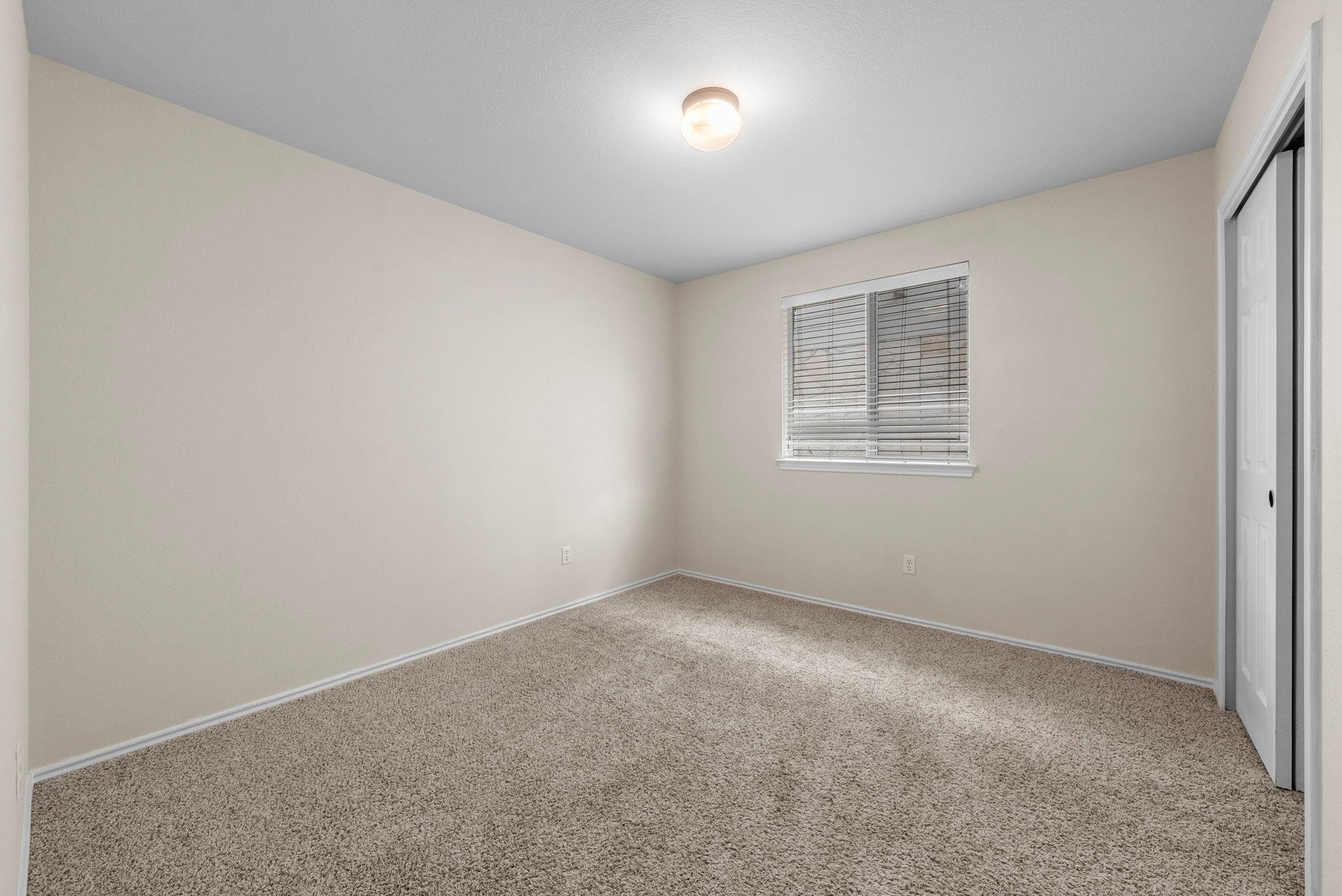 9424 Castle Pines DR