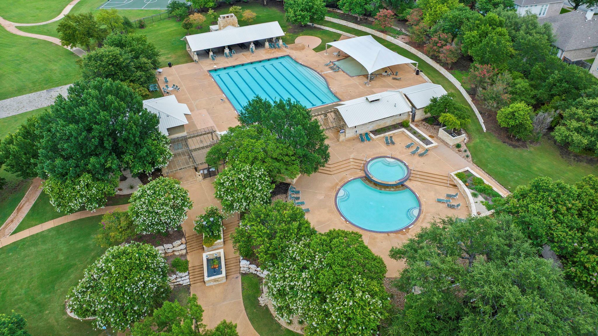9424 Castle Pines DR