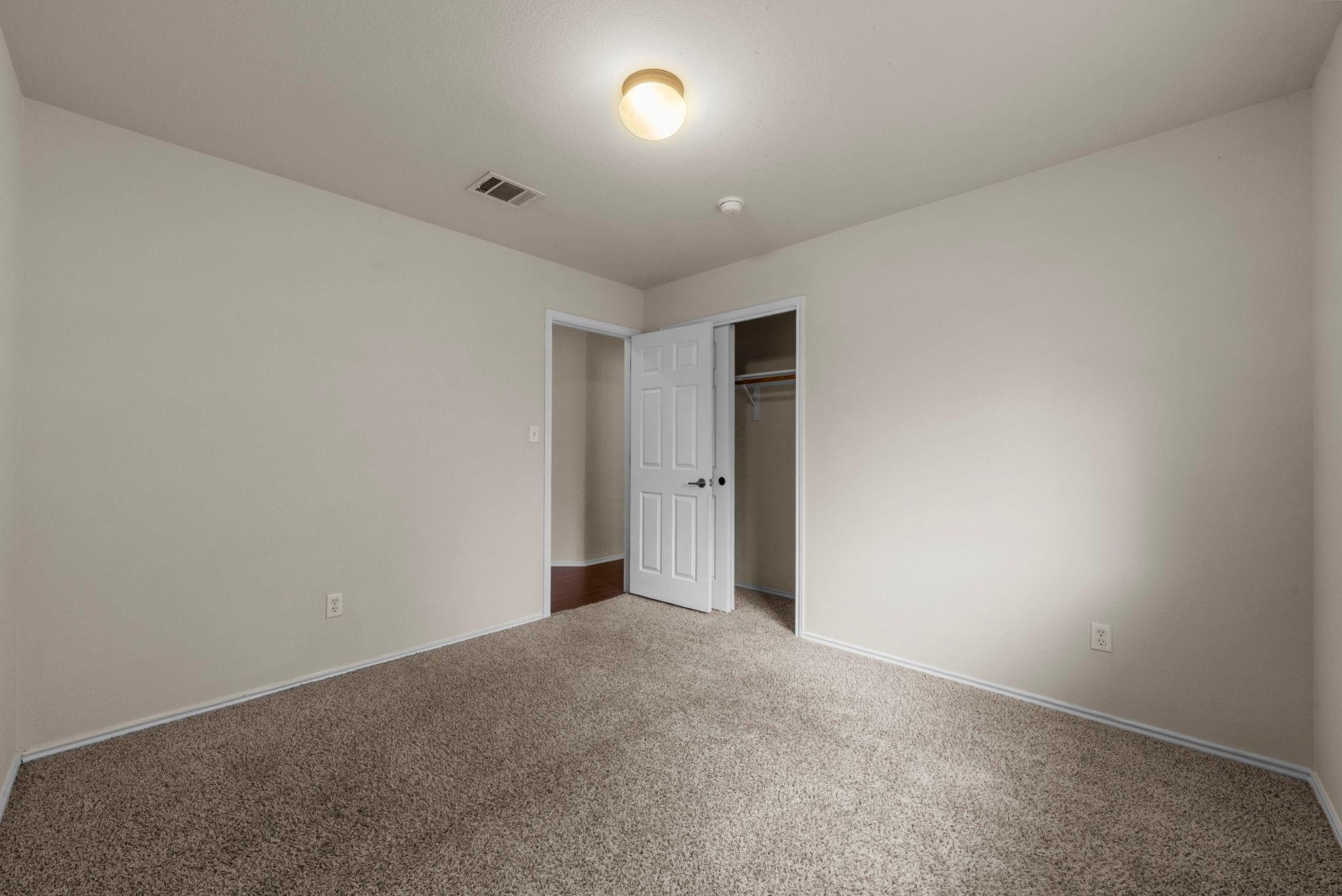 9424 Castle Pines DR