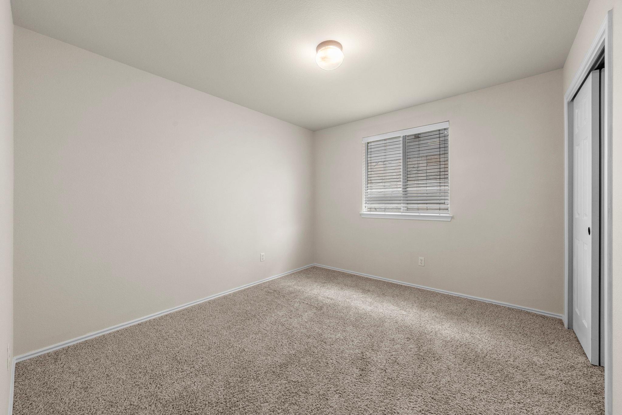 9424 Castle Pines DR