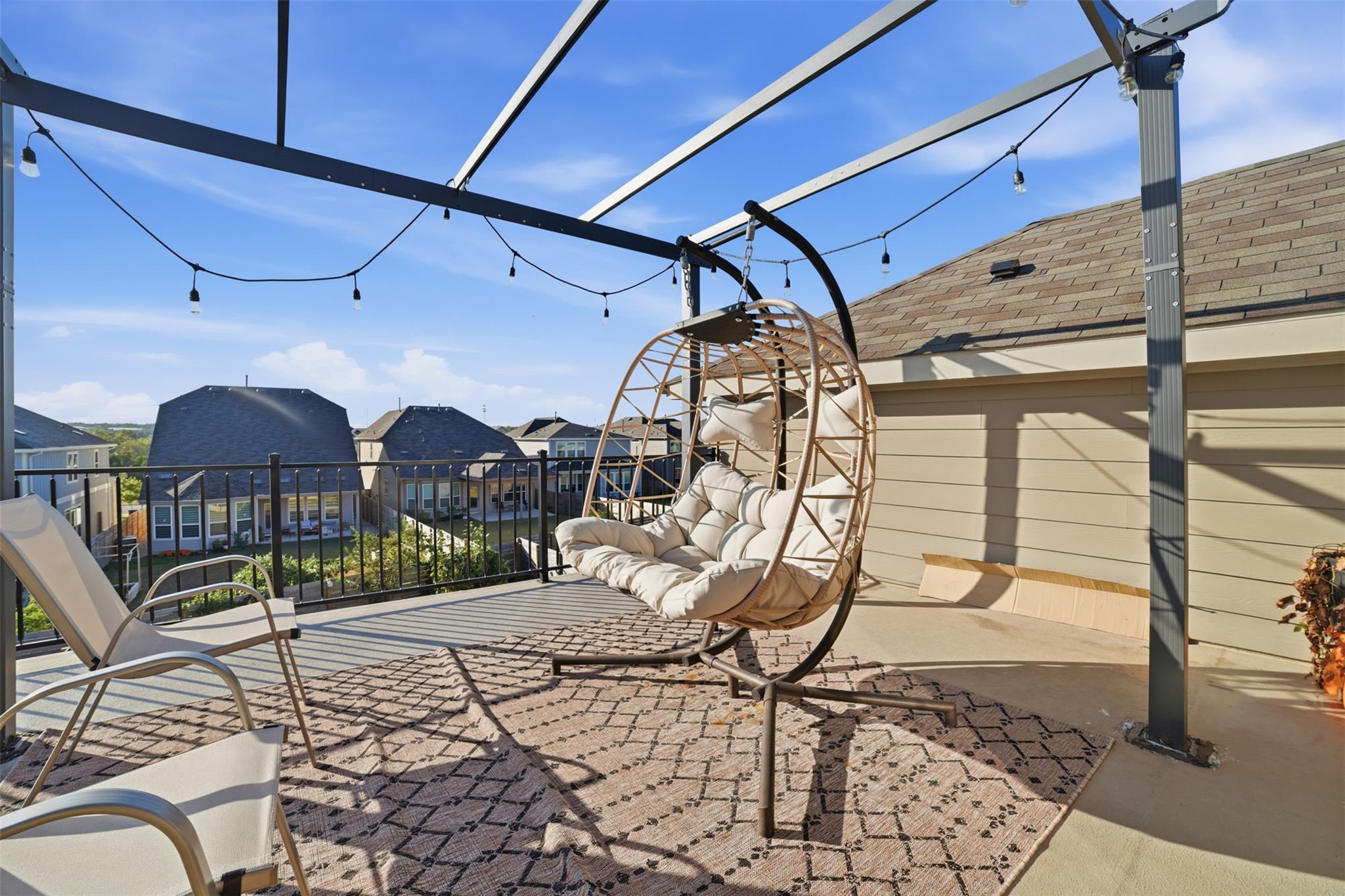 232 Turnbuckle BND, Leander