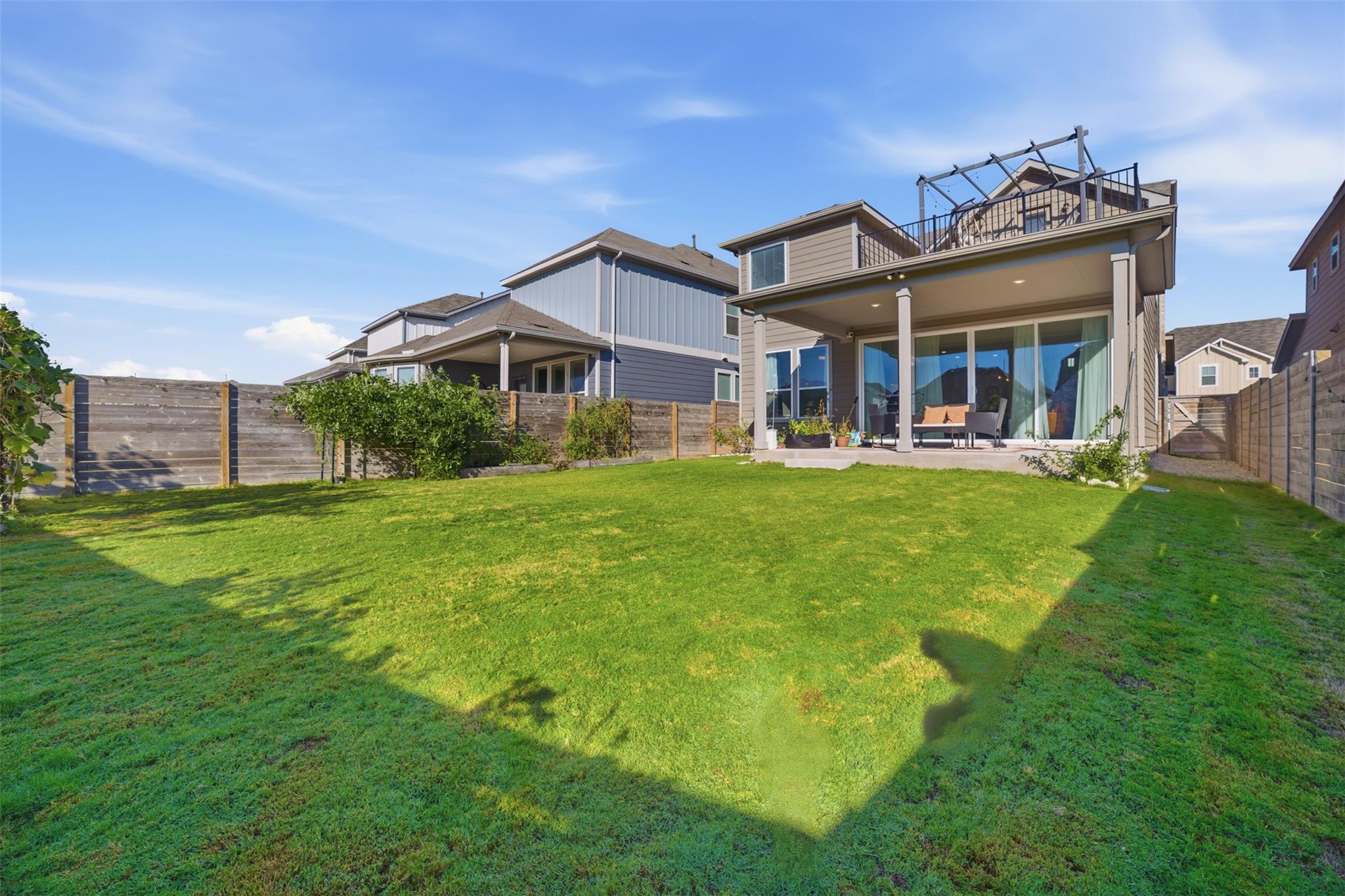 232 Turnbuckle BND, Leander