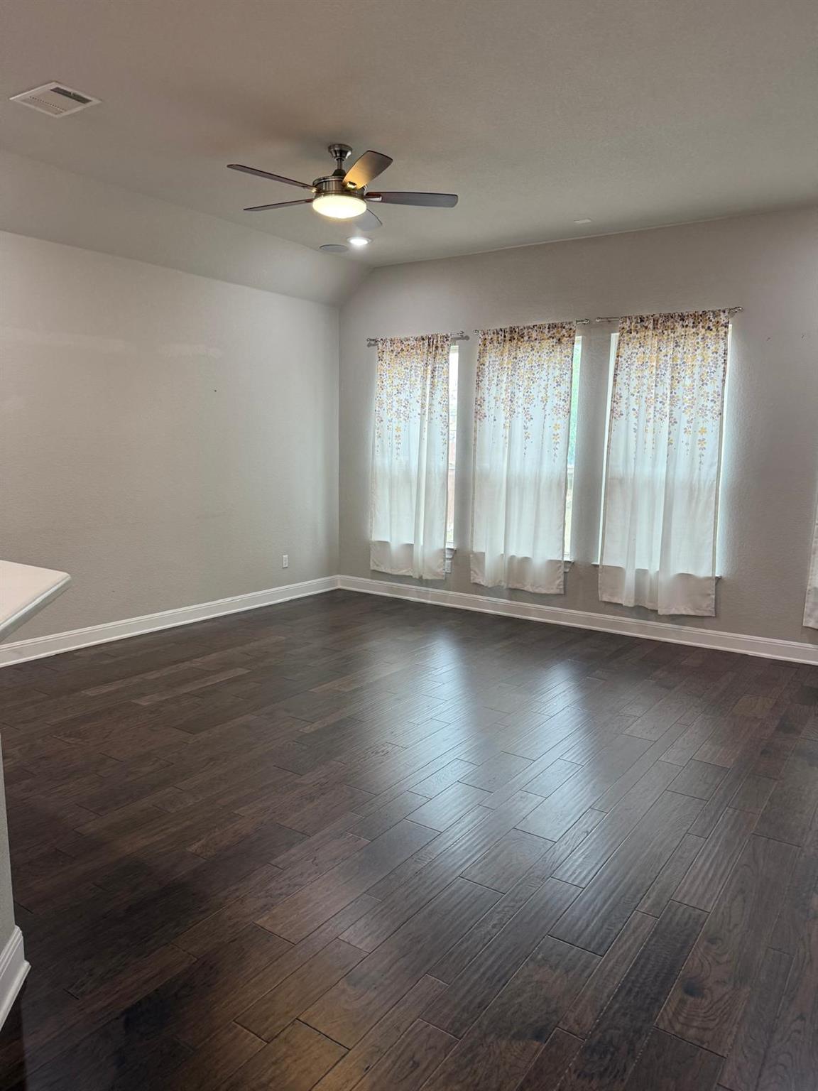 2637 Enza DR