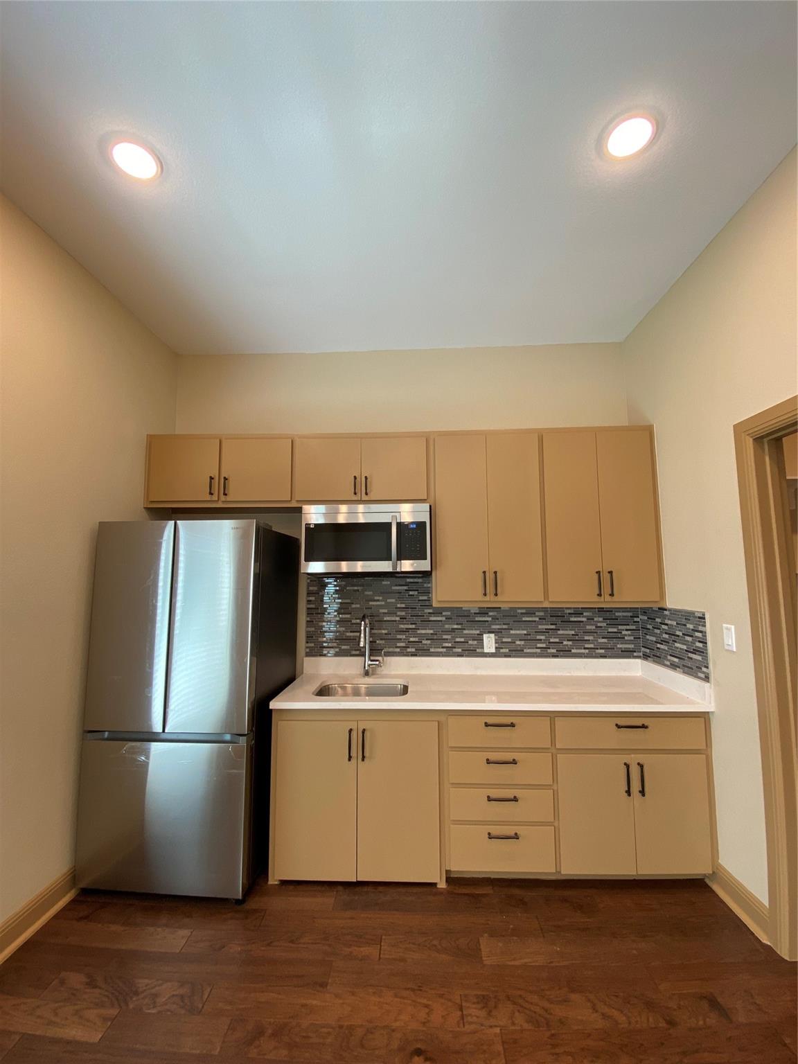2200 N AW Grimes BLVD # 310