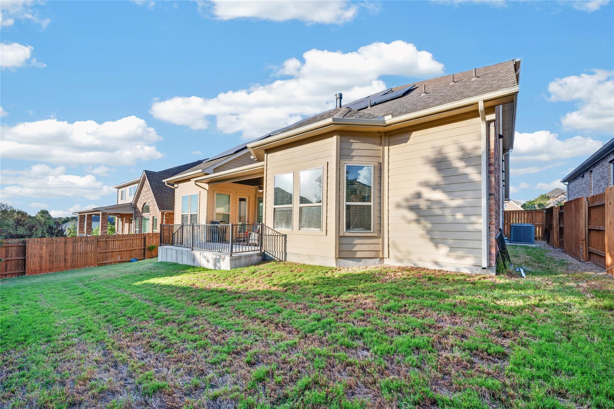 137 Claiborne Lake LN