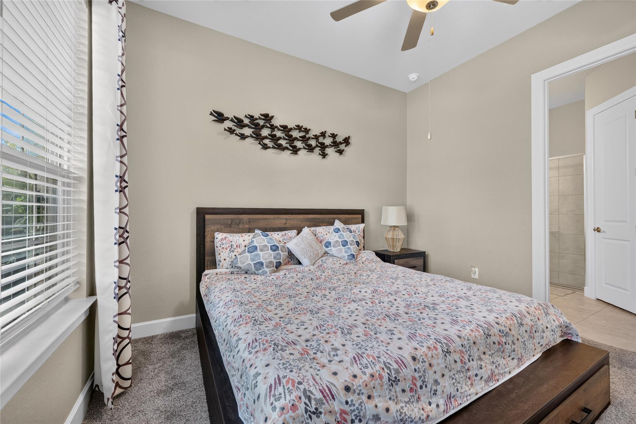 137 Claiborne Lake LN