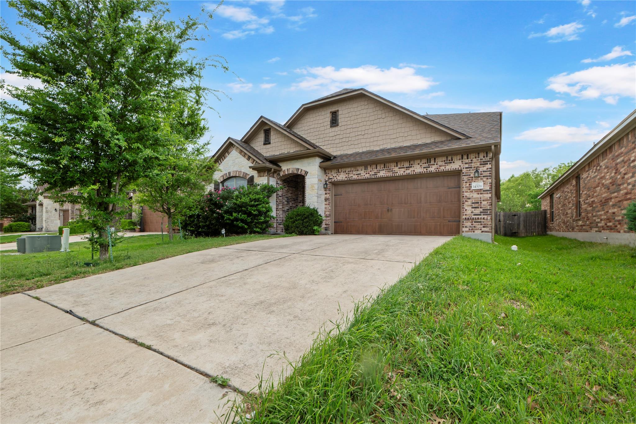 14308 Lake Victor DR