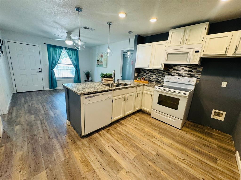 1624 Aquarena Springs DR # G154