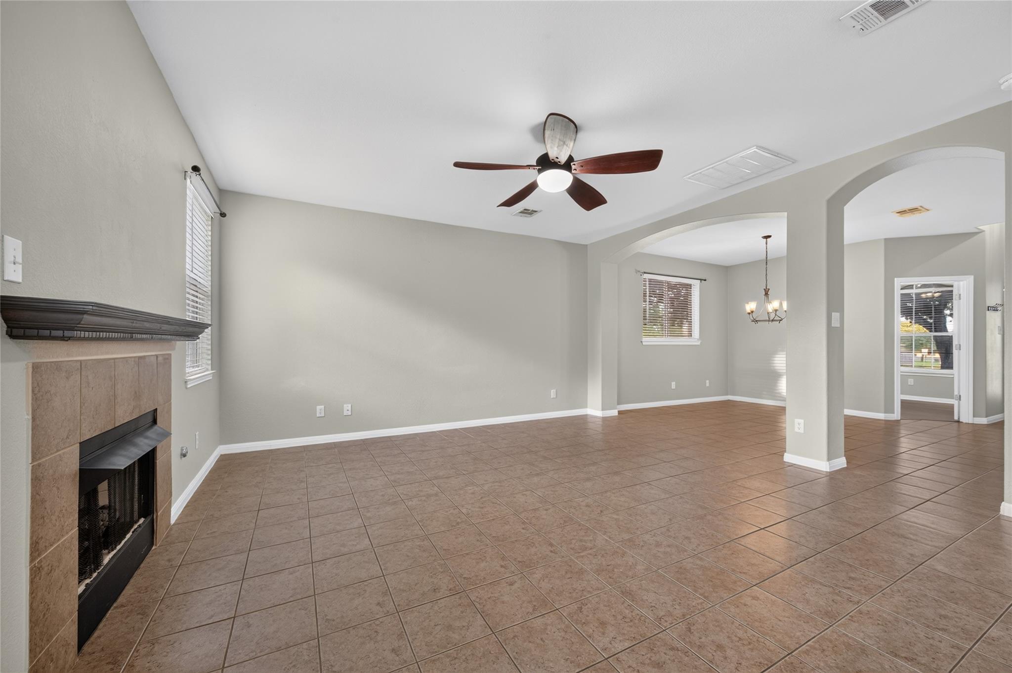 2207 Brittway LN