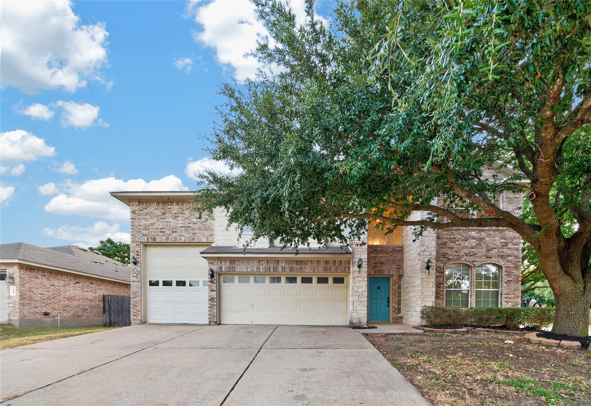 2207 Brittway LN