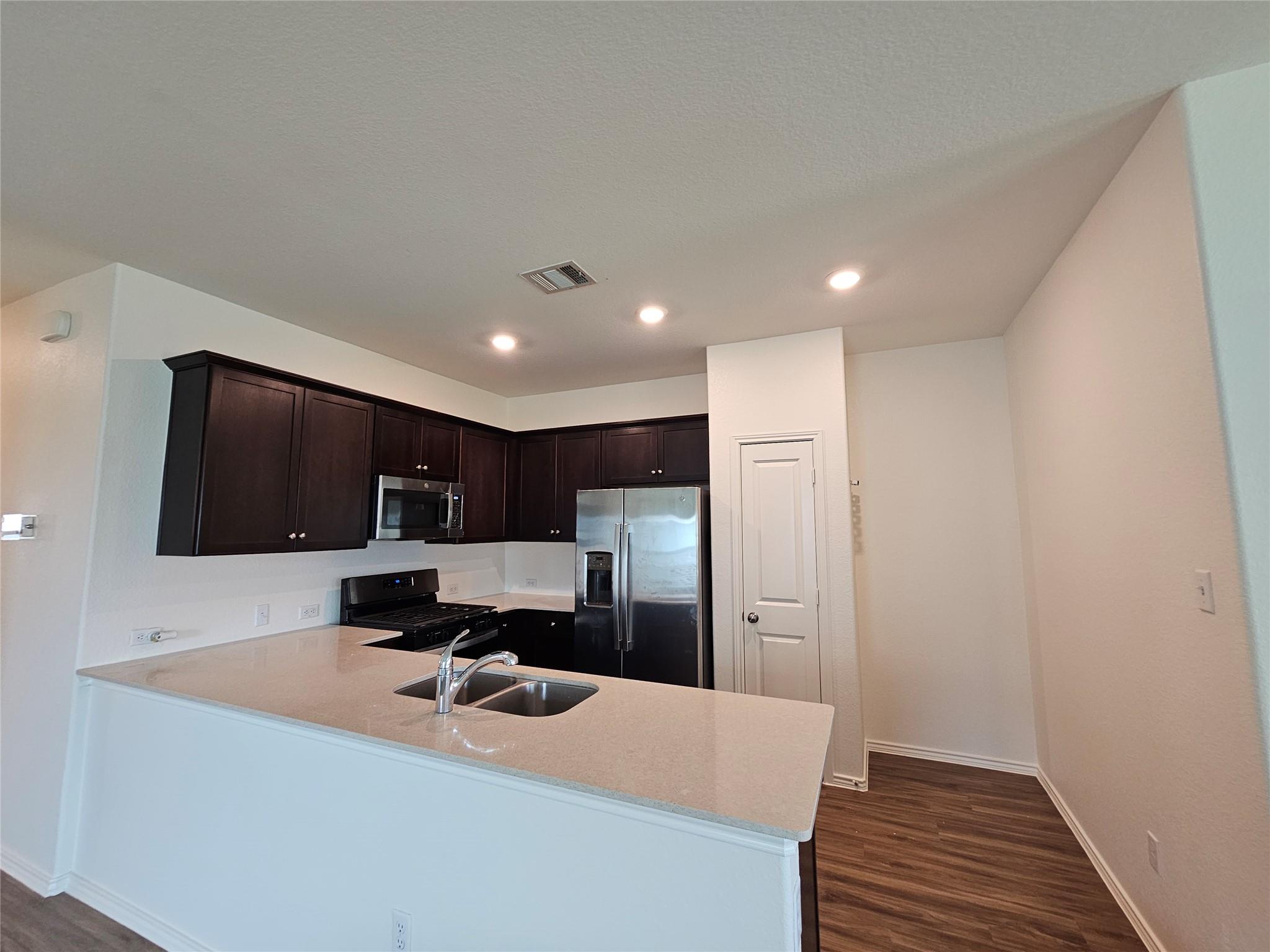228 Gabriels Bluff DR
