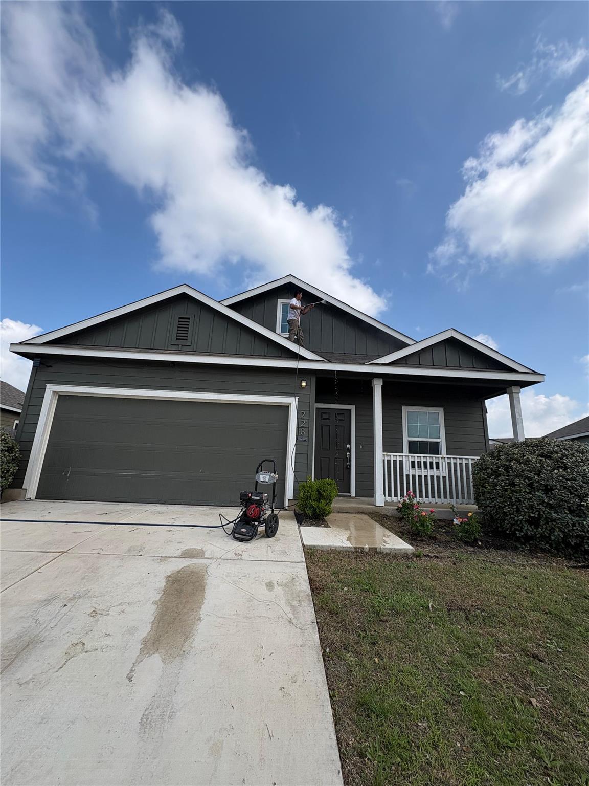 228 Gabriels Bluff DR