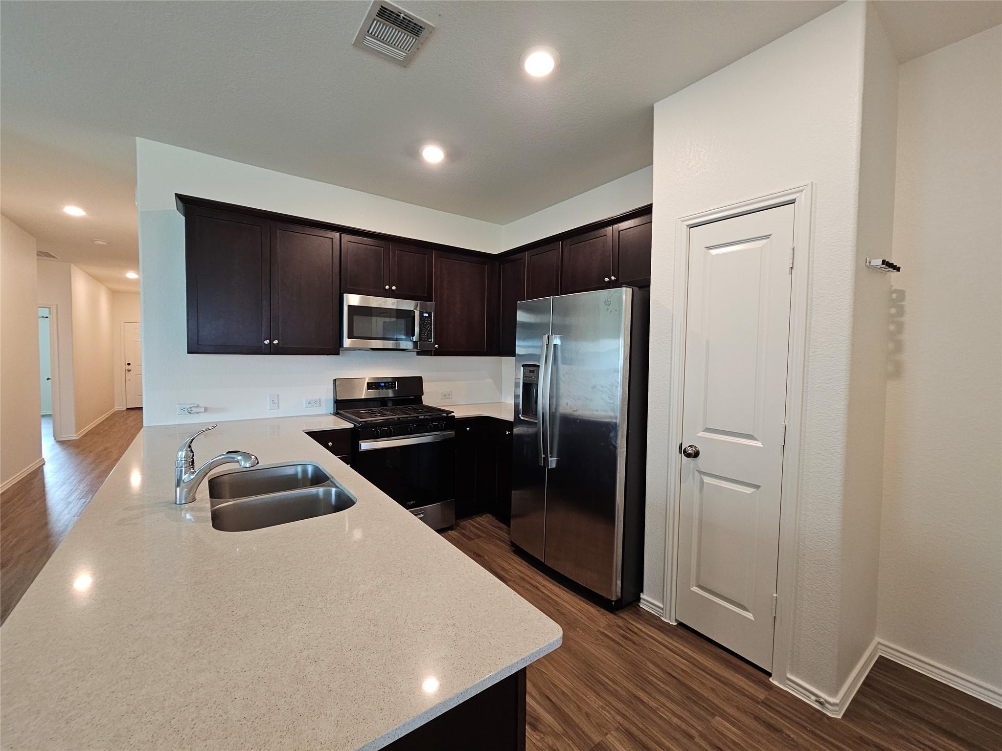 228 Gabriels Bluff DR