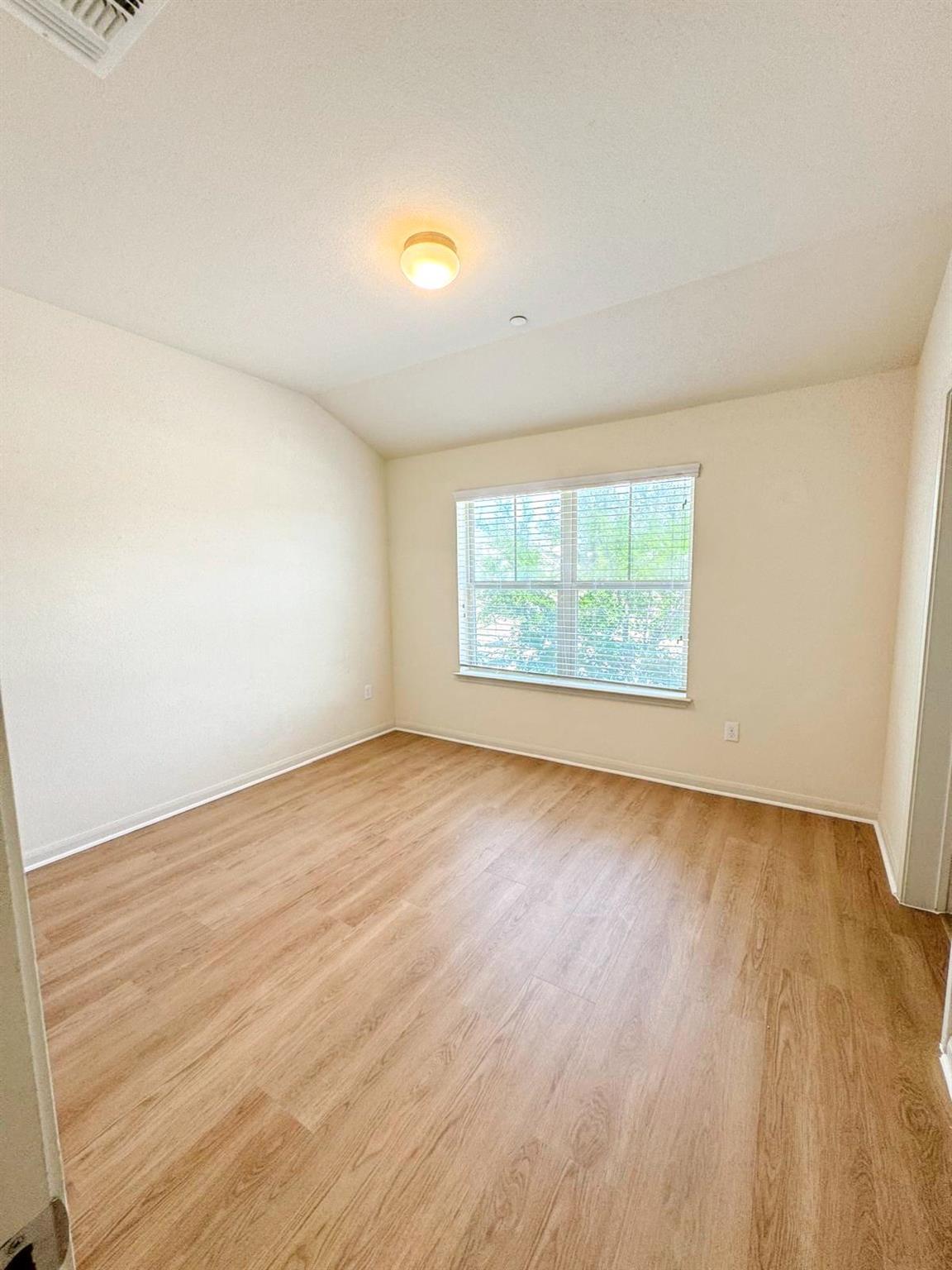 1620 Bryant DR # 3206