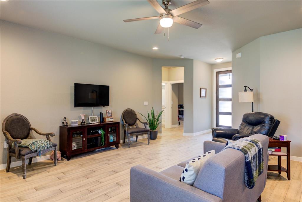 21414 Santa Carlo Unit A & B Ave