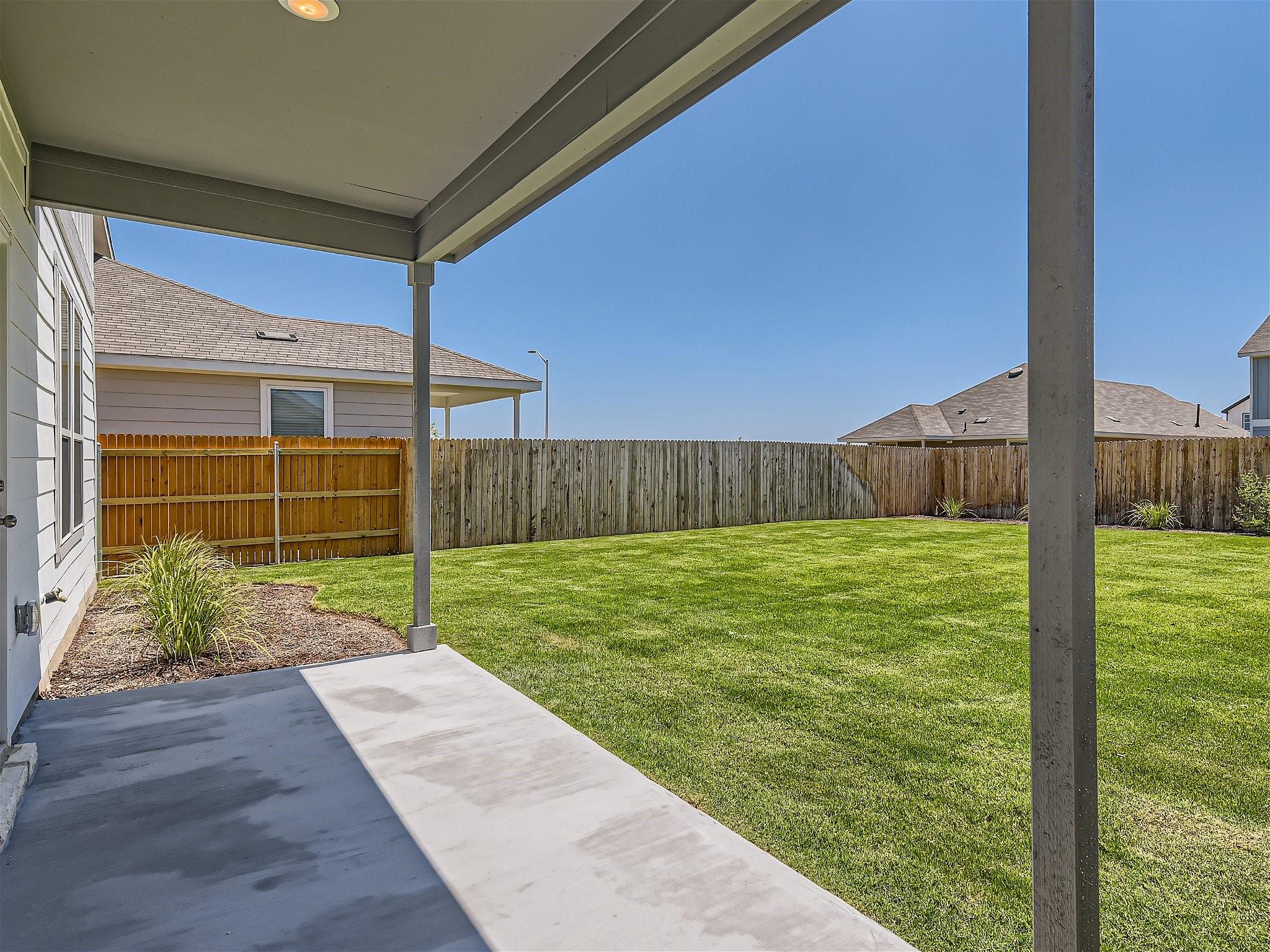 1513 Hope Ranch RD