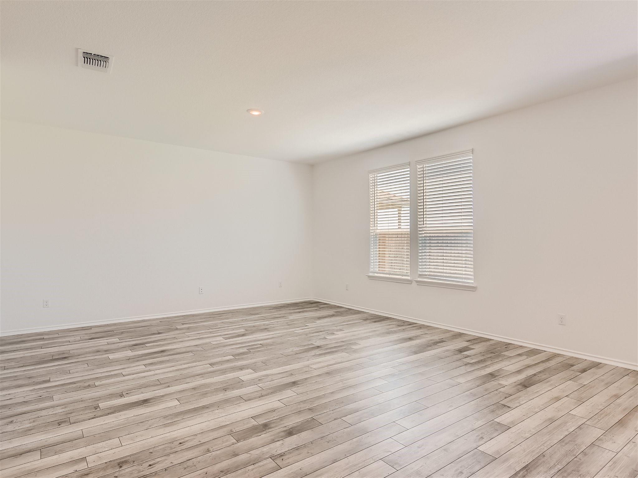 1513 Hope Ranch RD
