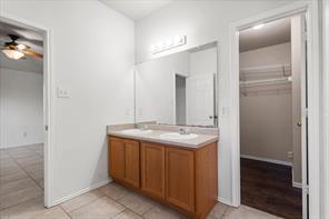 2721 Breezy Point CV