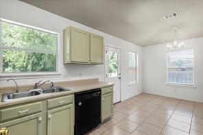 2721 Breezy Point CV