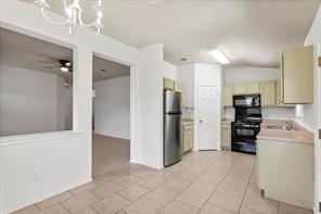 2721 Breezy Point CV