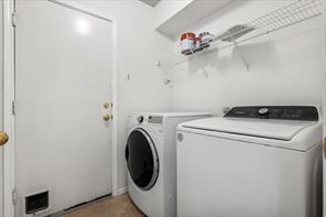 2721 Breezy Point CV