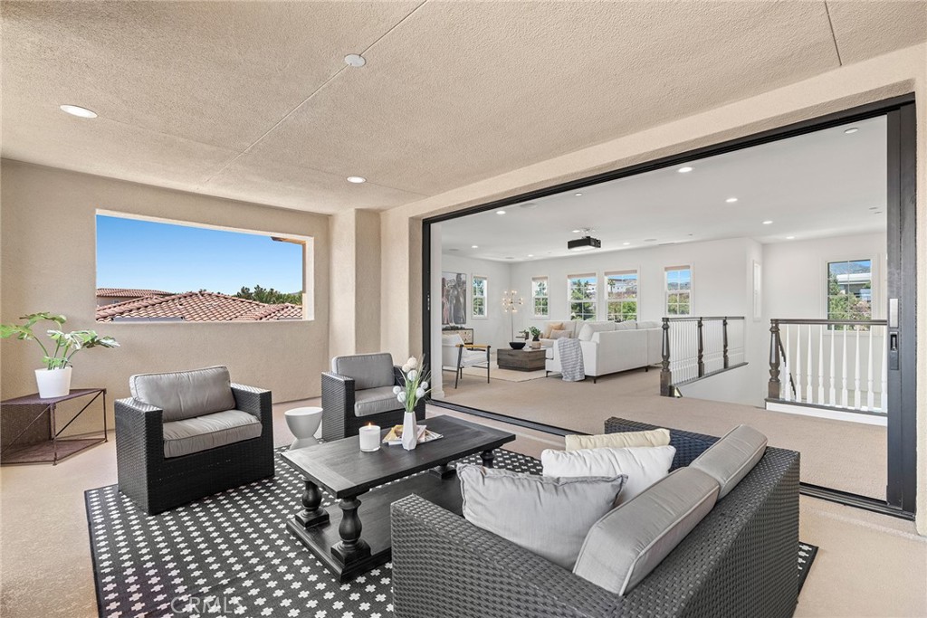 8 Pinnacle Drive