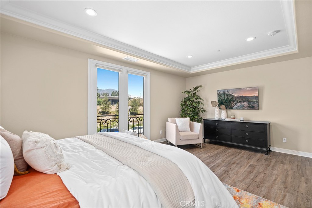 8 Pinnacle Drive