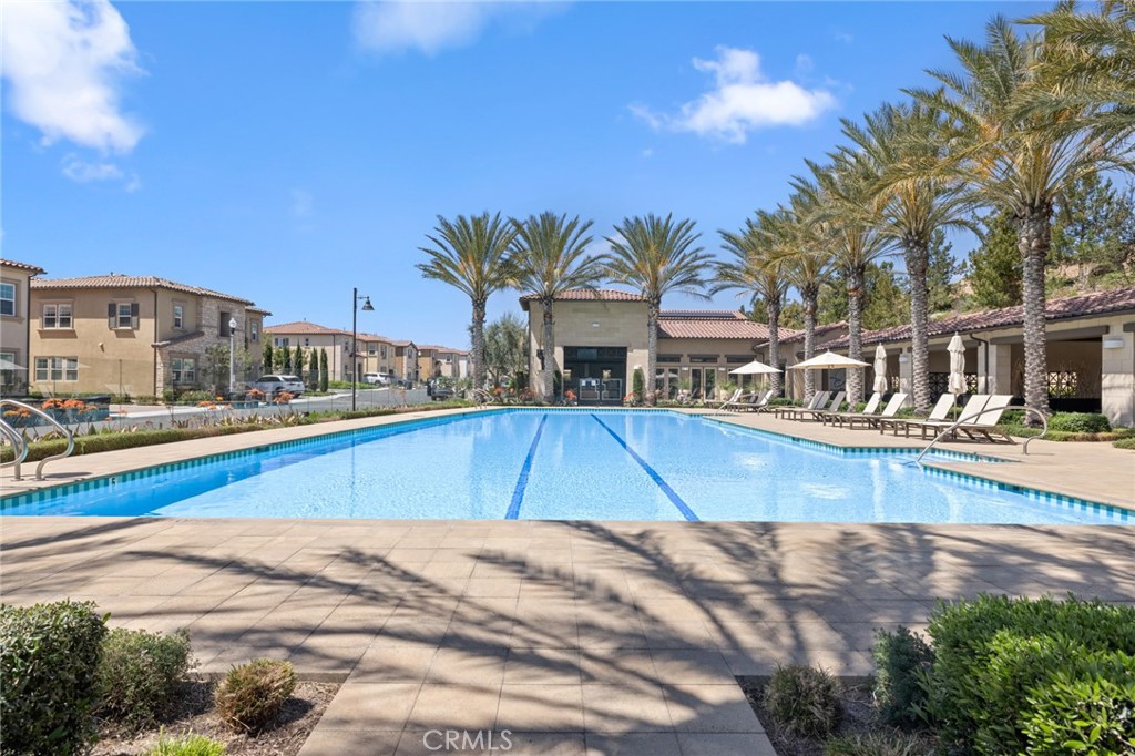 8 Pinnacle Drive