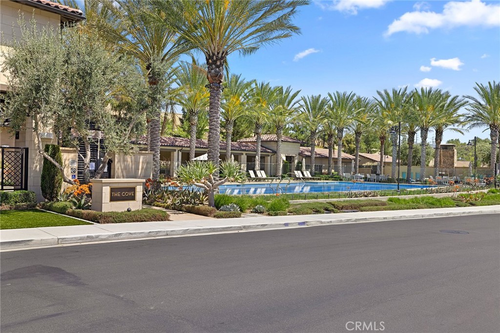 8 Pinnacle Drive