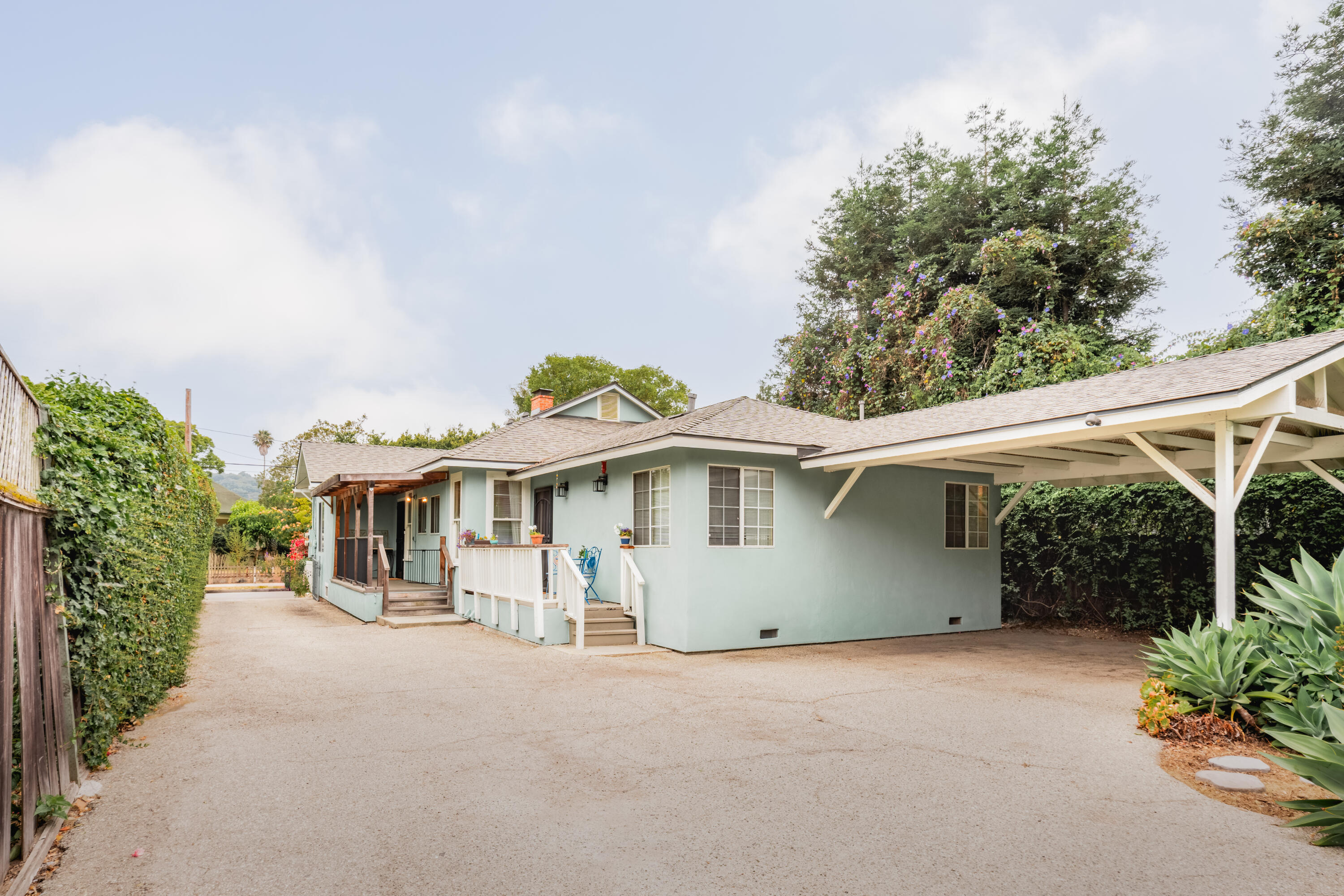 SANTA BARBARA