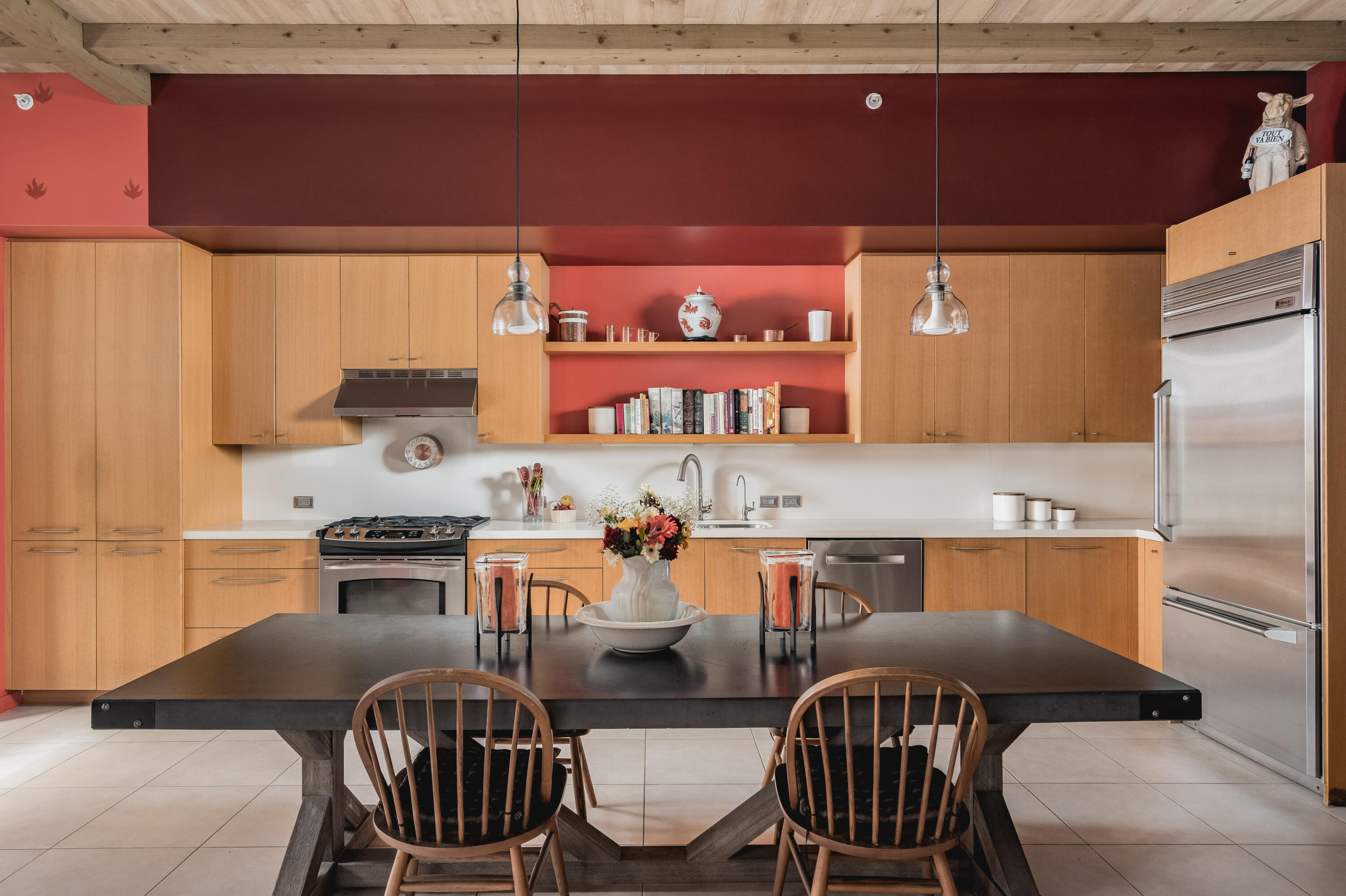 401 Chapala Street, 111, SANTA BARBARA Unit: 111