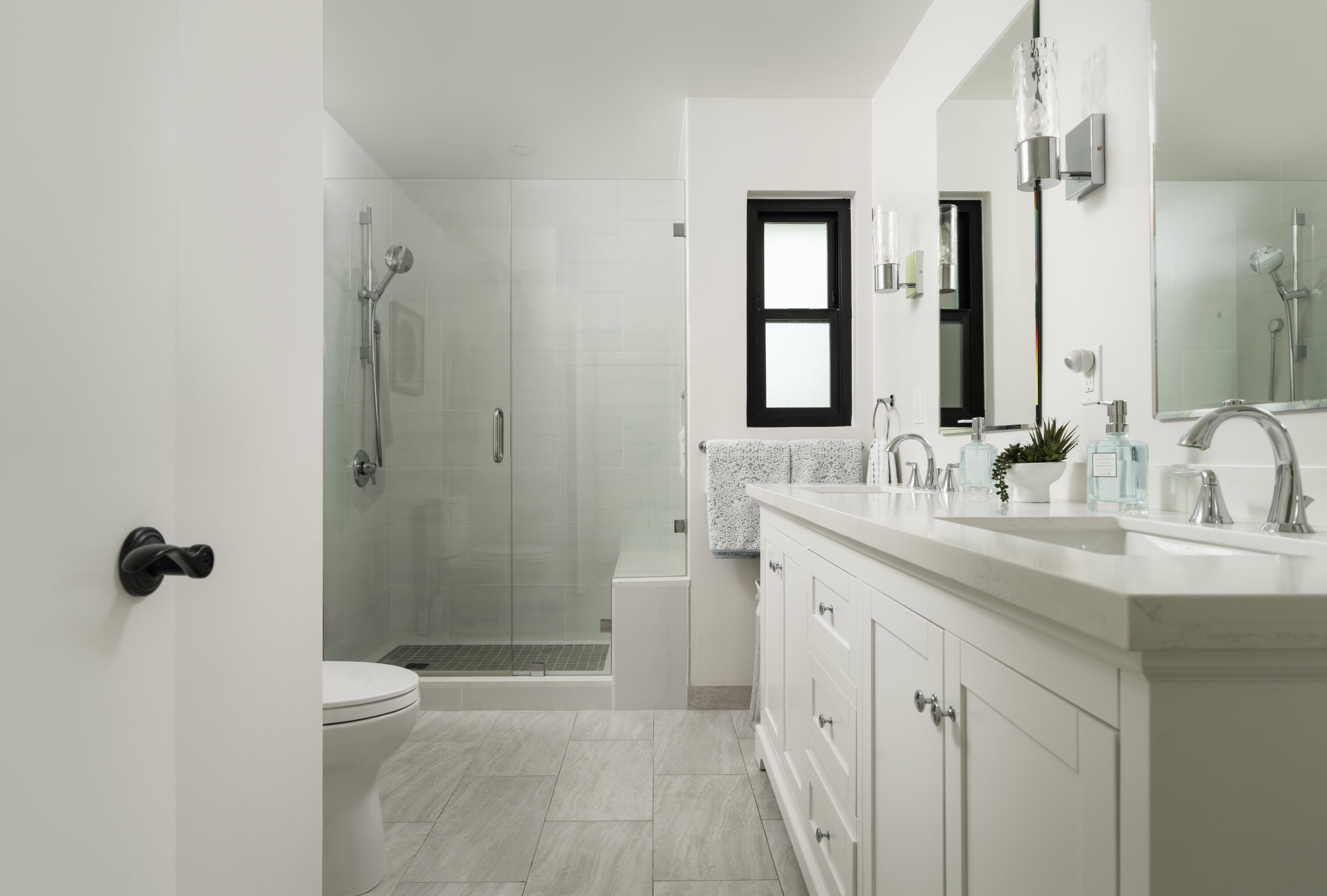 621 Las Perlas Drive