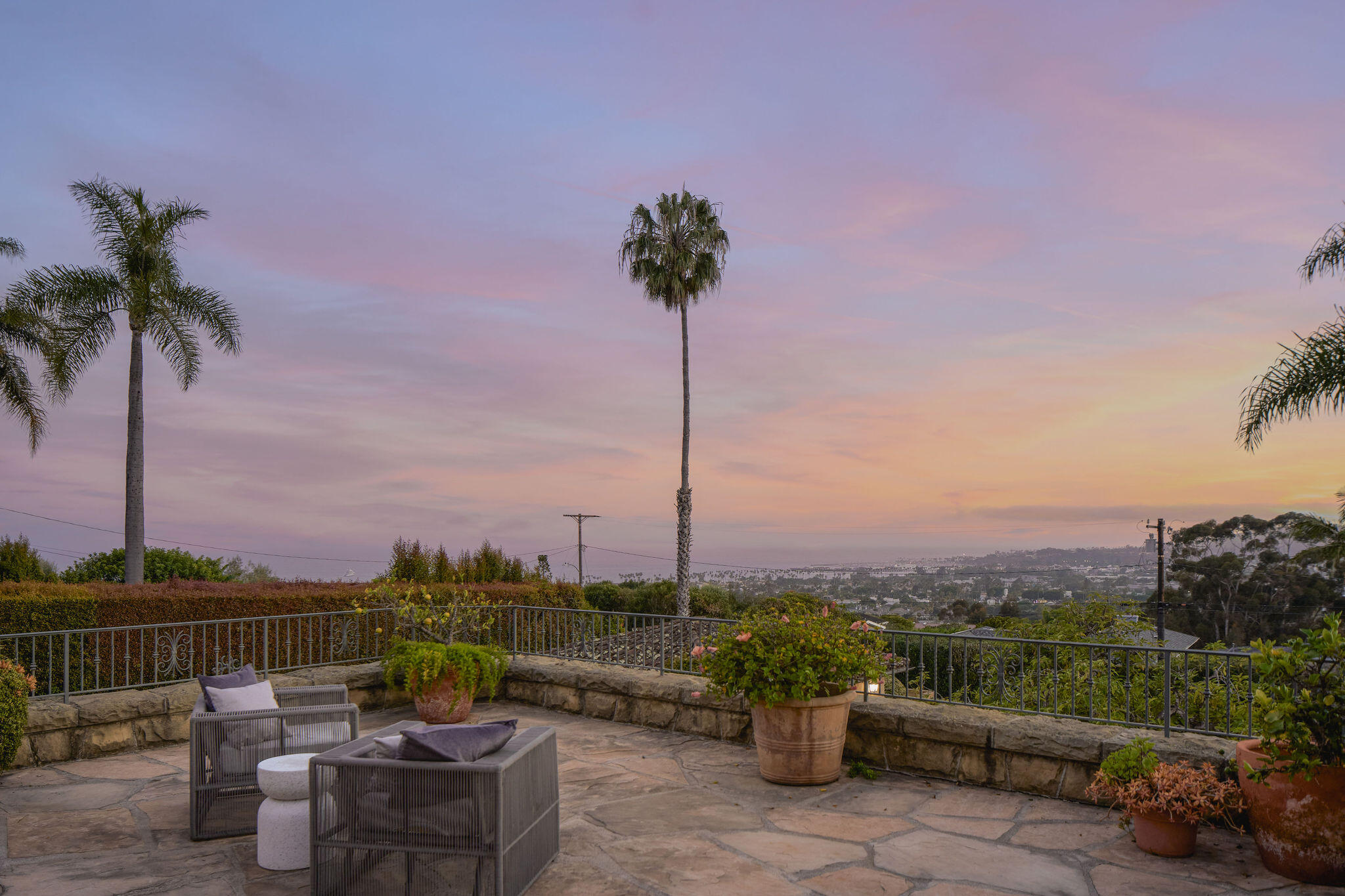 1615 Overlook Lane
