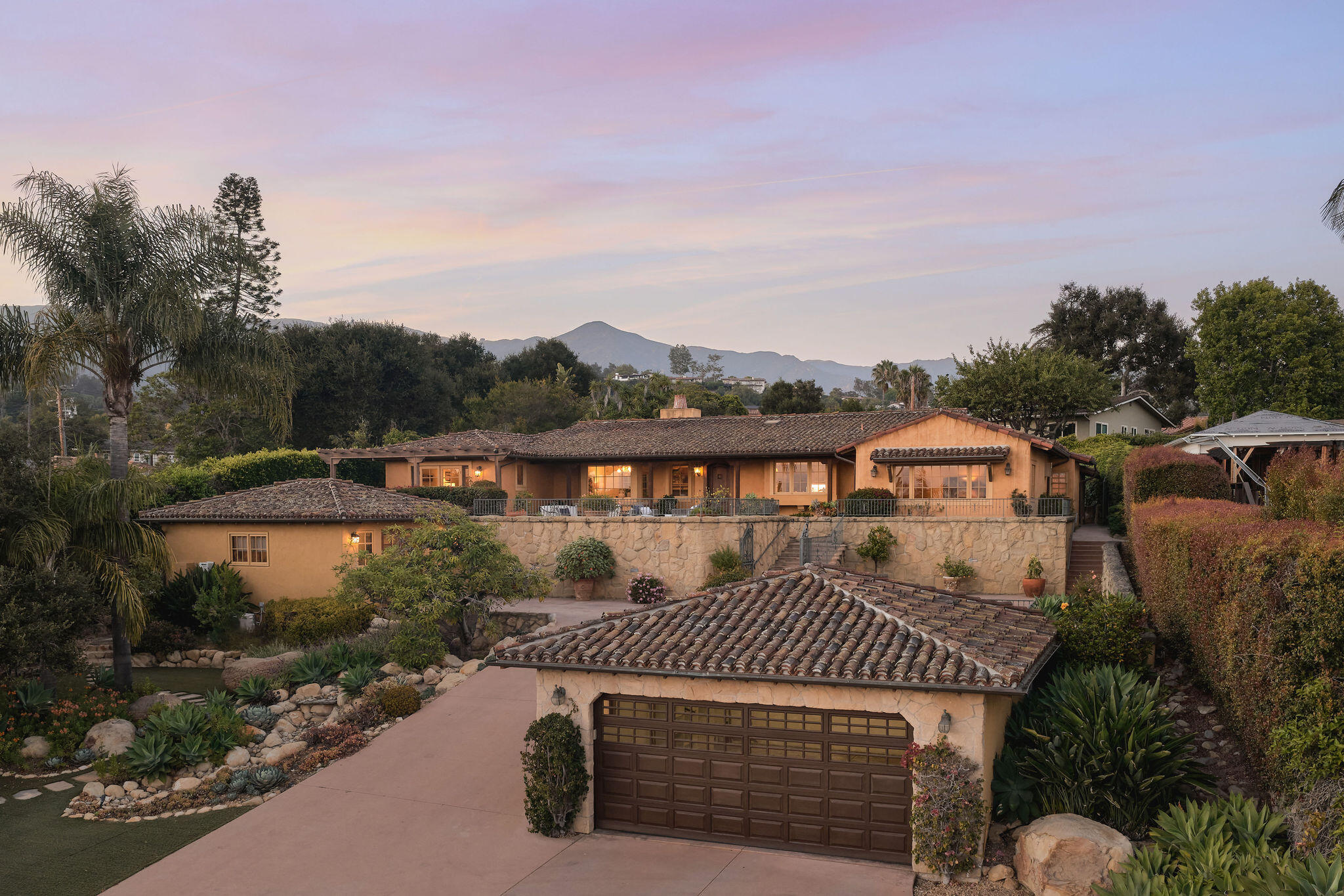 1615 Overlook Lane