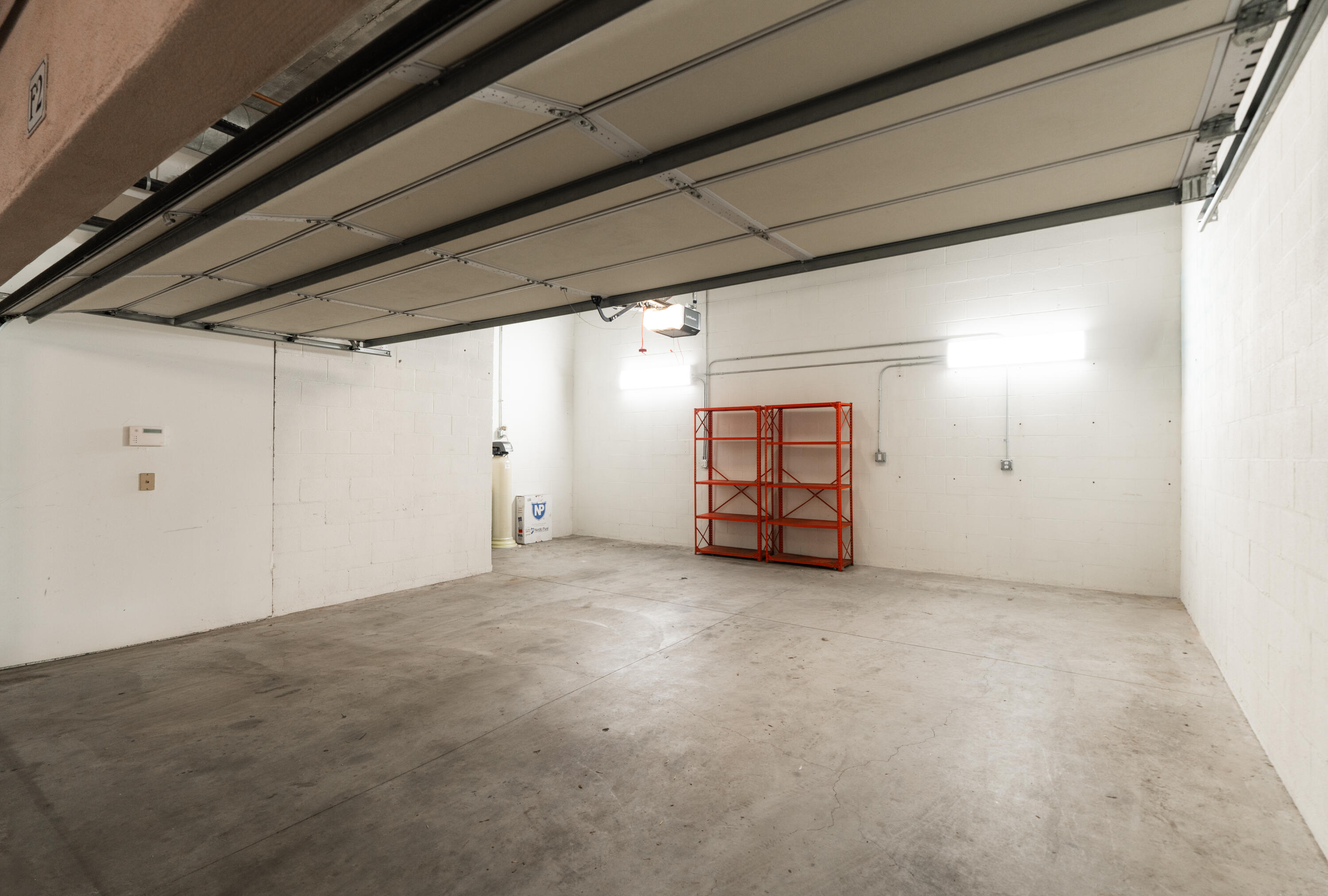 105 W De La Guerra Street F2