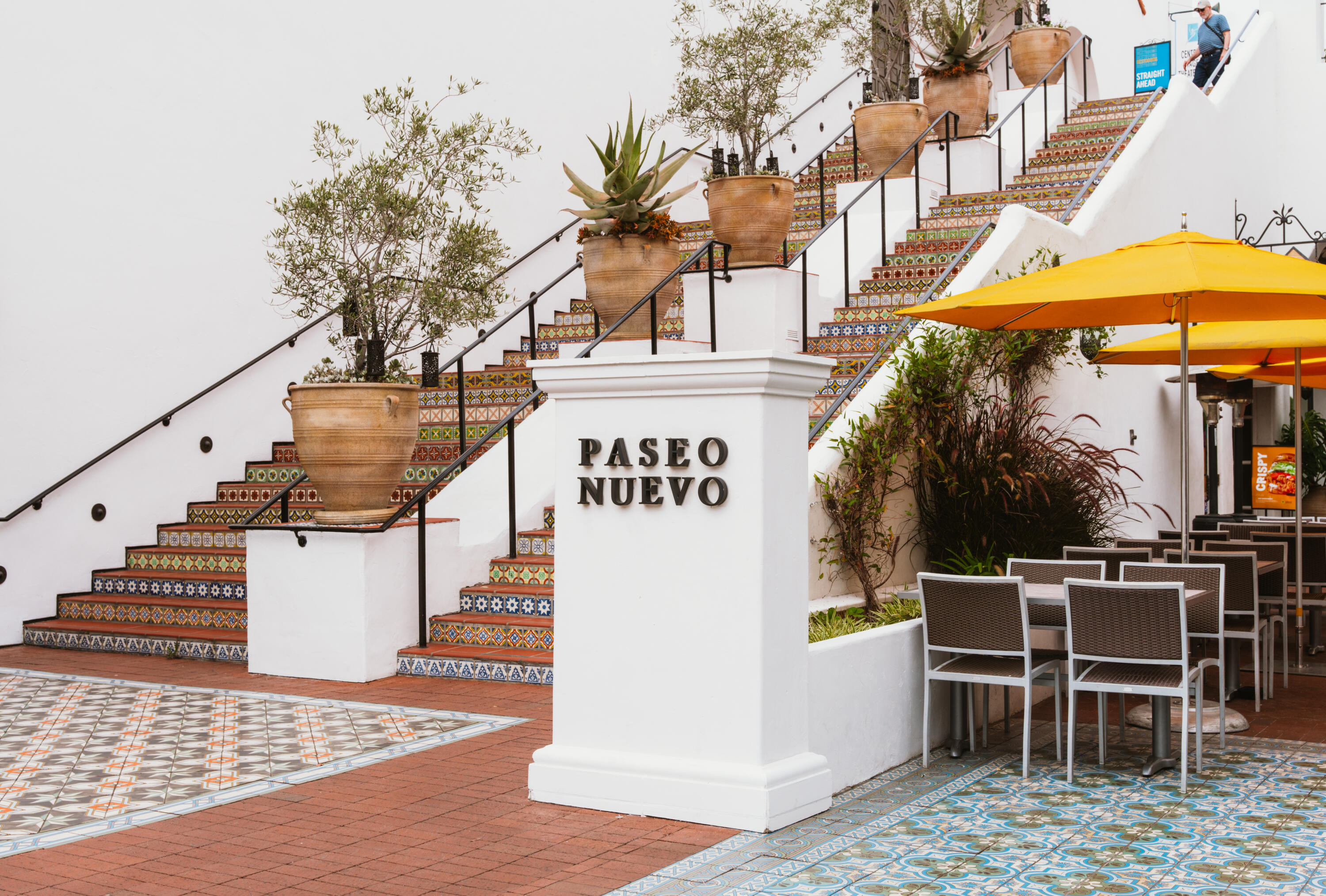 105 W De La Guerra Street F2