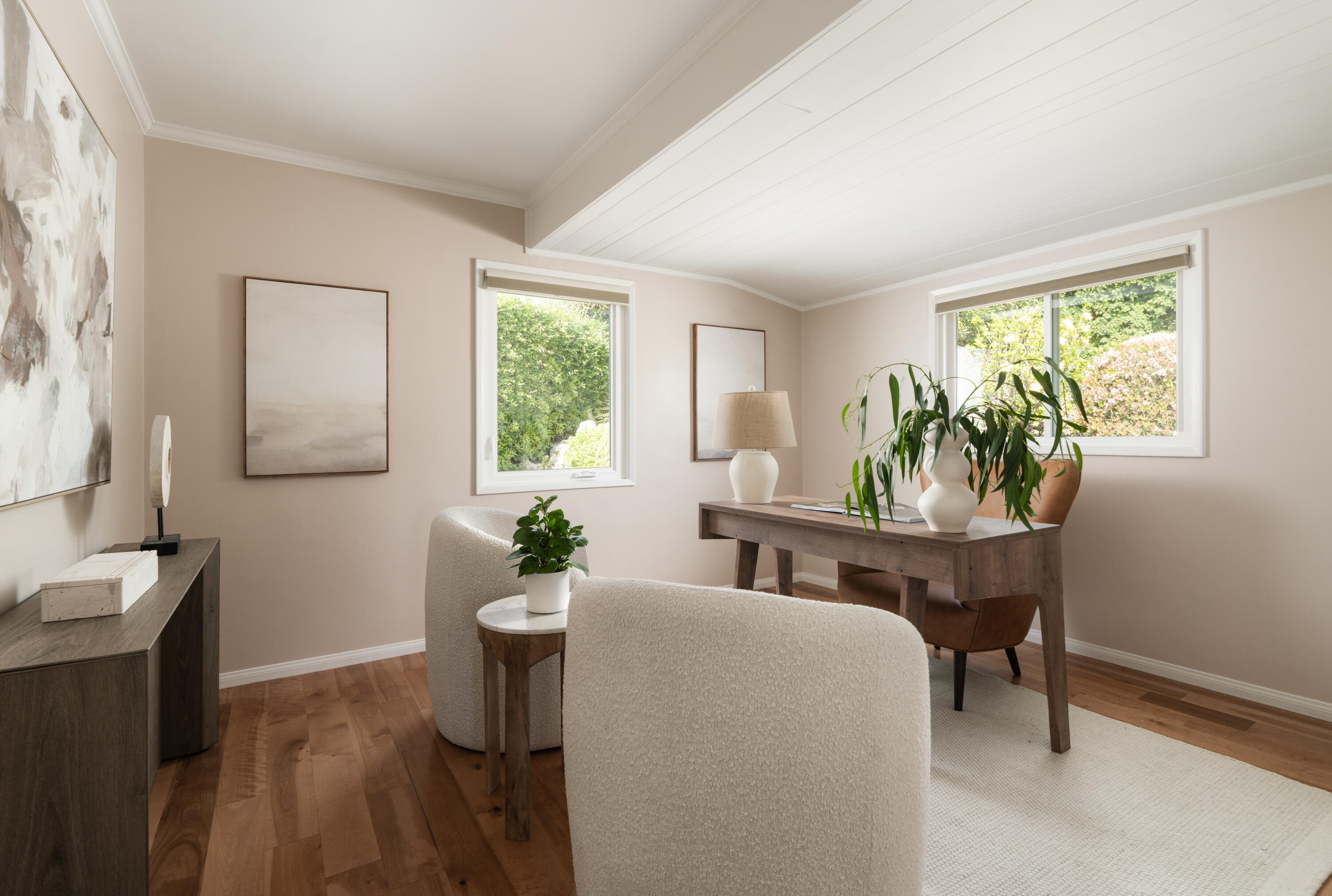 1542 Knoll Circle Drive