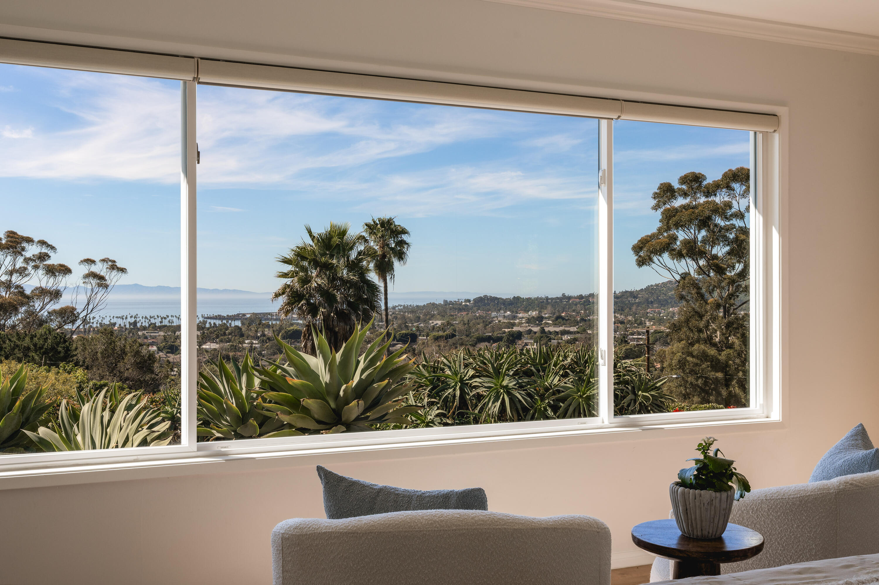 1542 Knoll Circle Drive