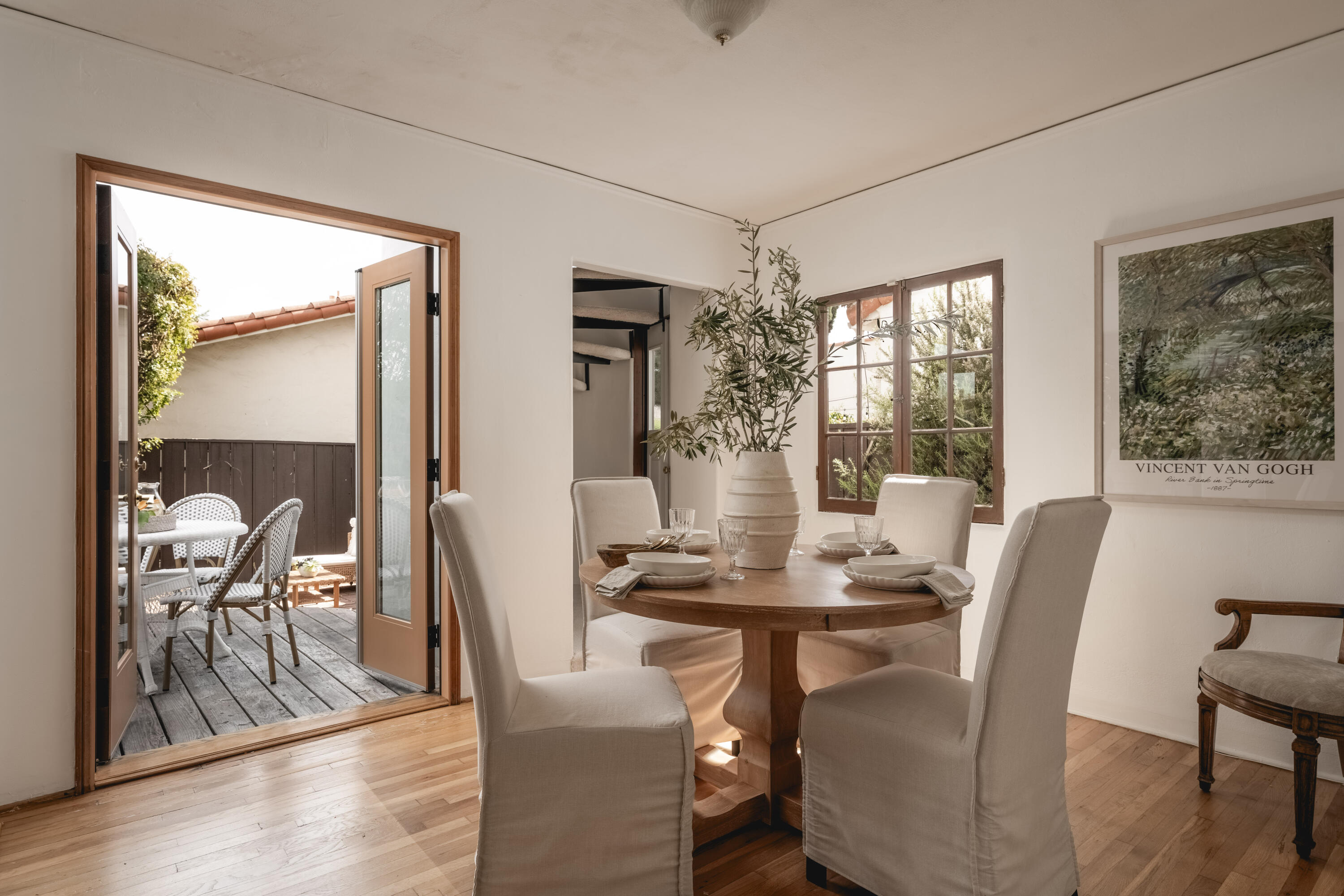 115 W Junipero Street