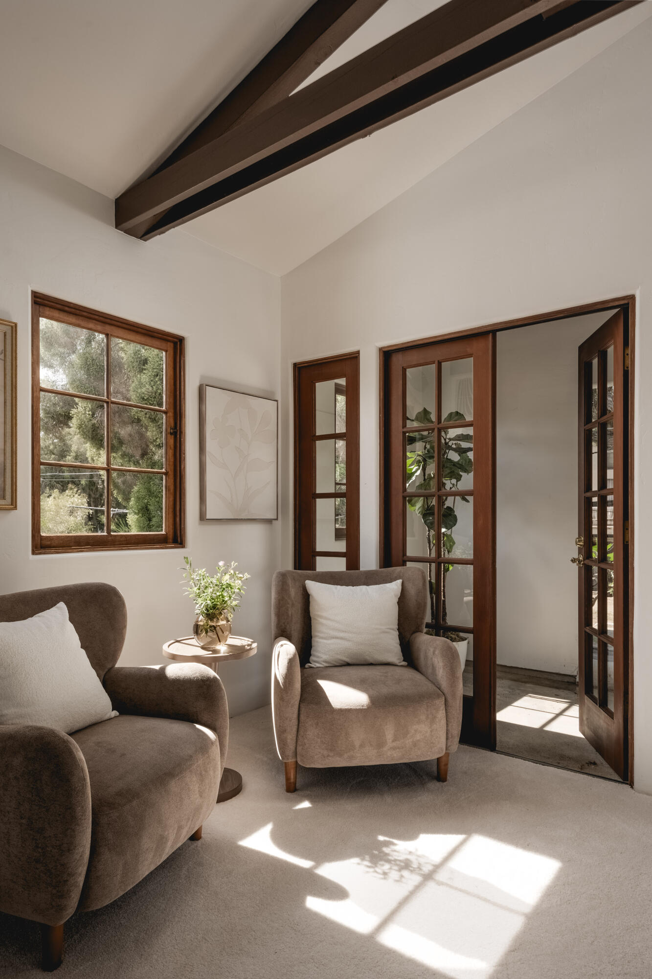 115 W Junipero Street