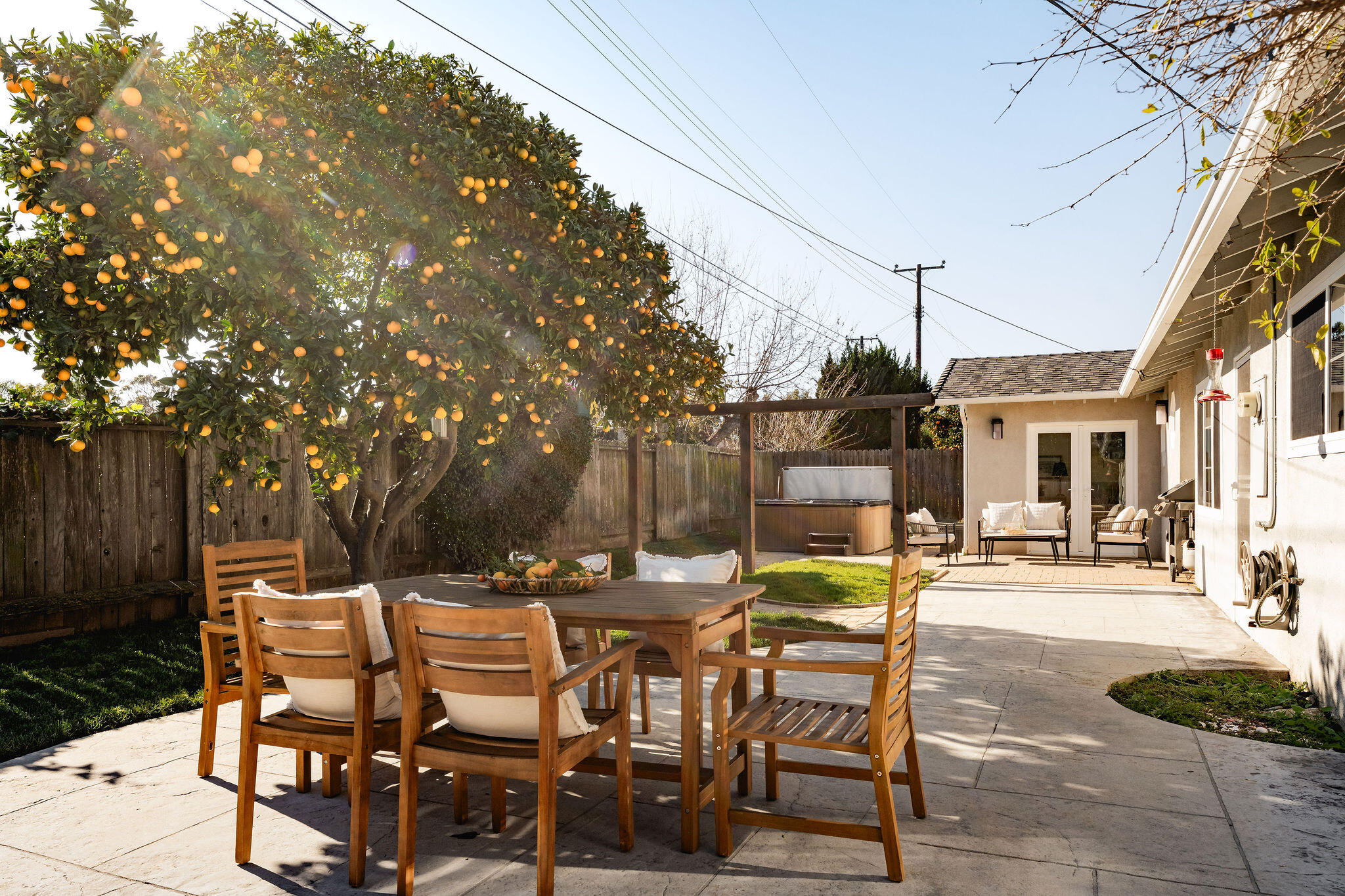 6269 Shamrock Avenue