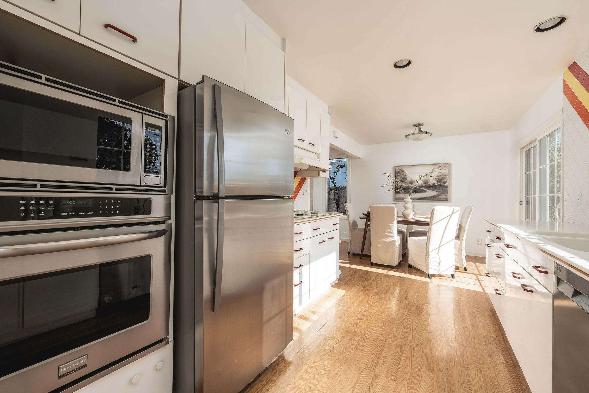 6269 Shamrock Avenue