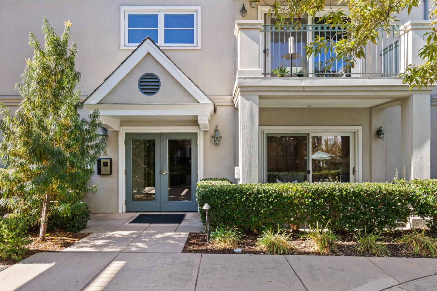 1 West Edith Avenue A101