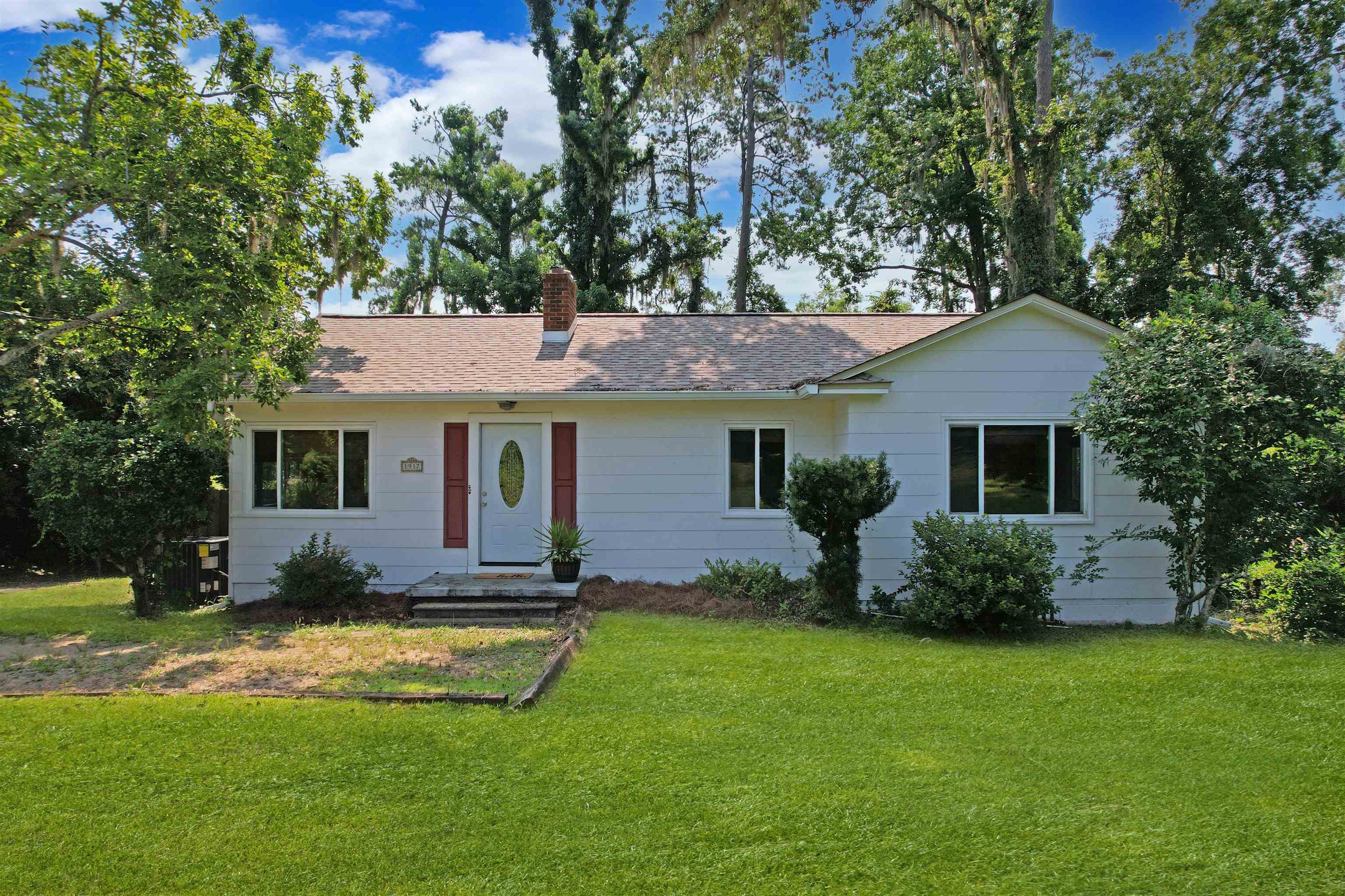 1917 S Magnolia Drive