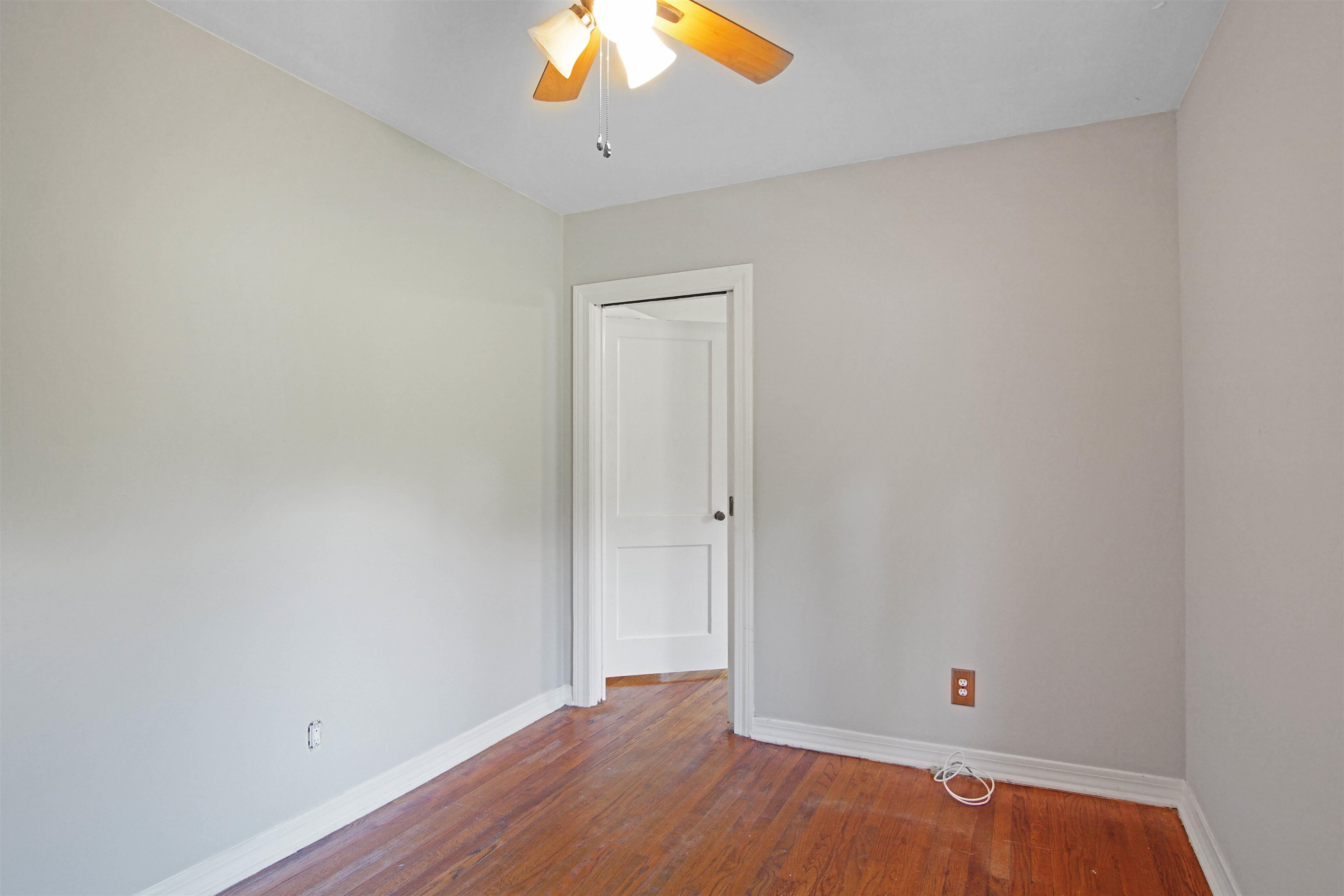 1917 S Magnolia Drive