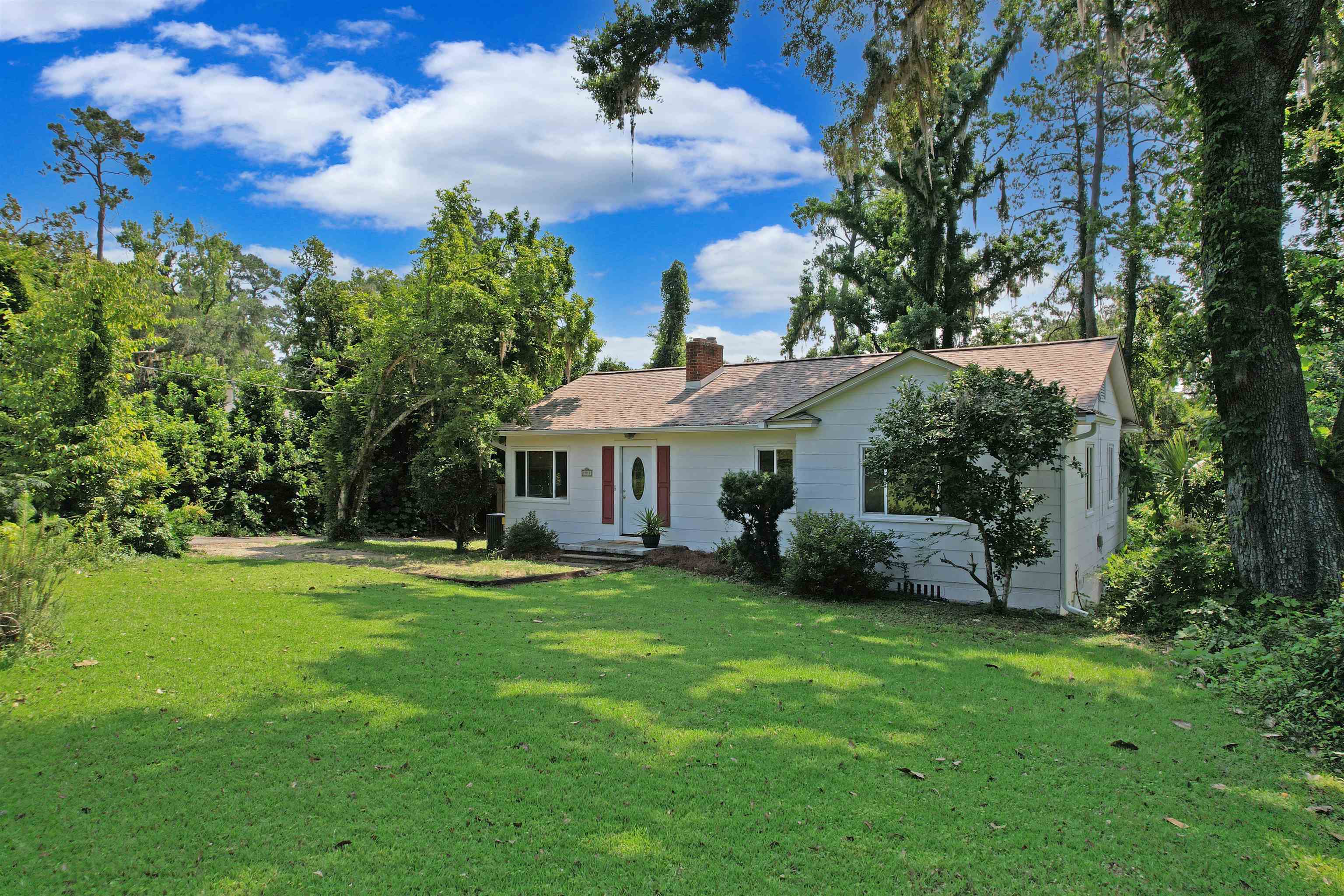 1917 S Magnolia Drive