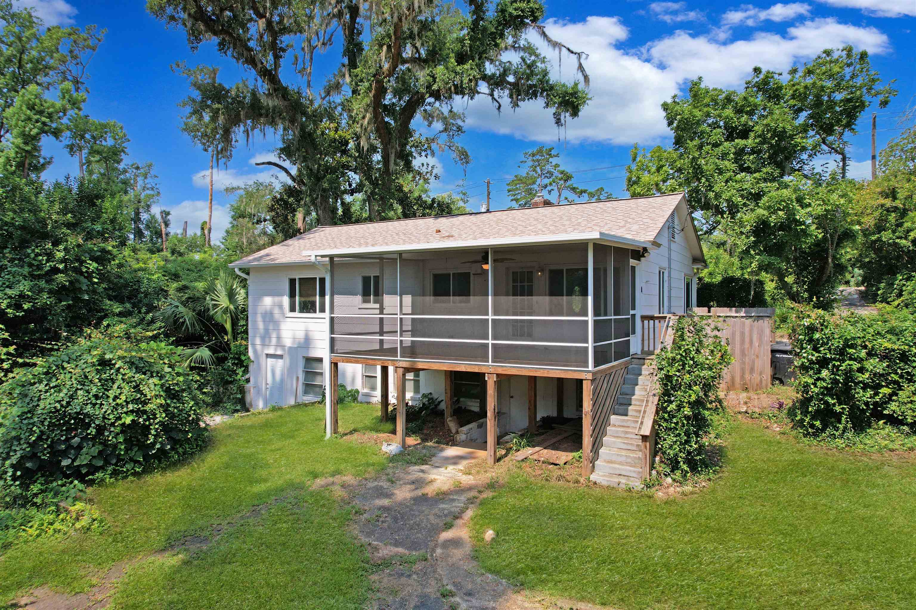 1917 S Magnolia Drive