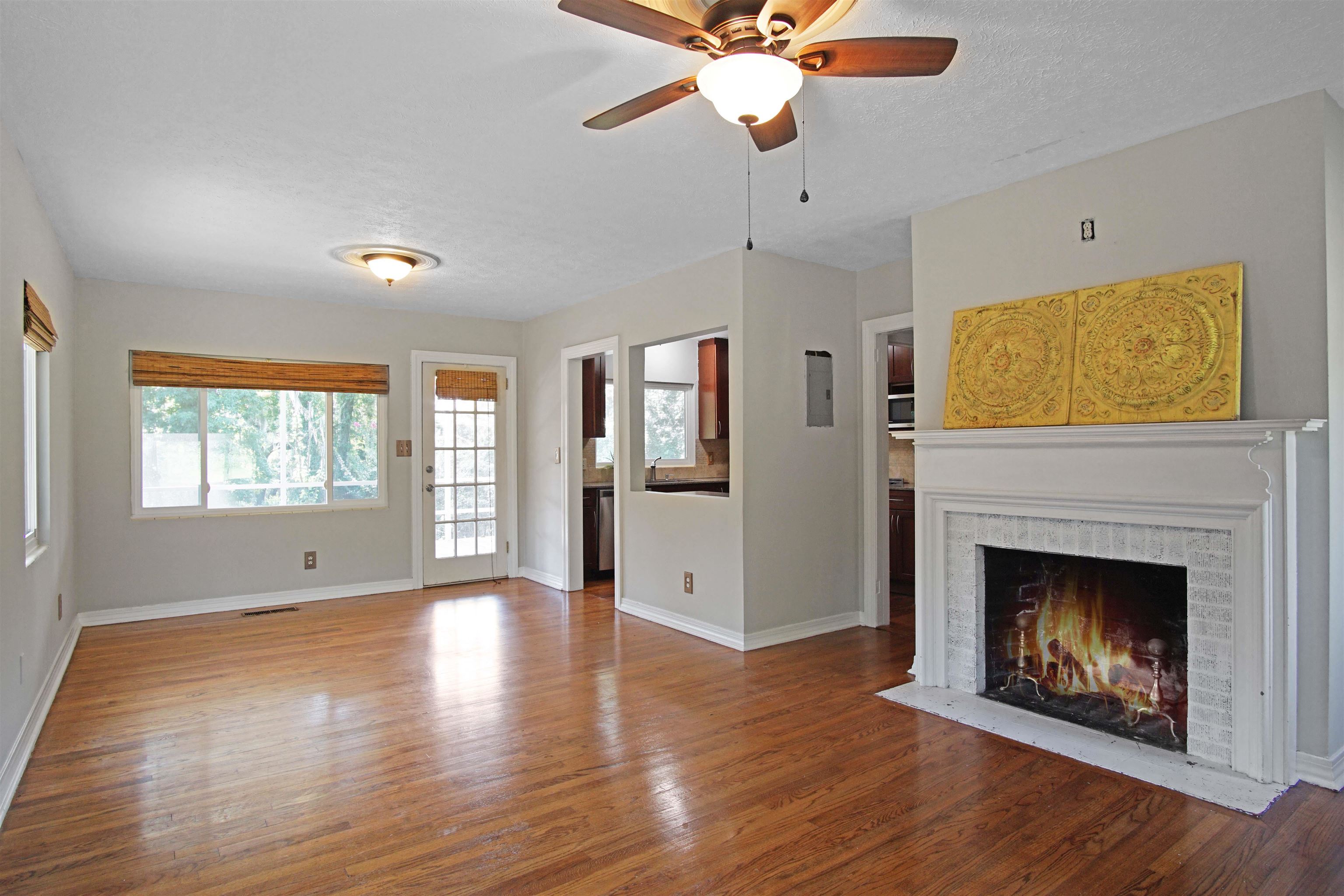 1917 S Magnolia Drive