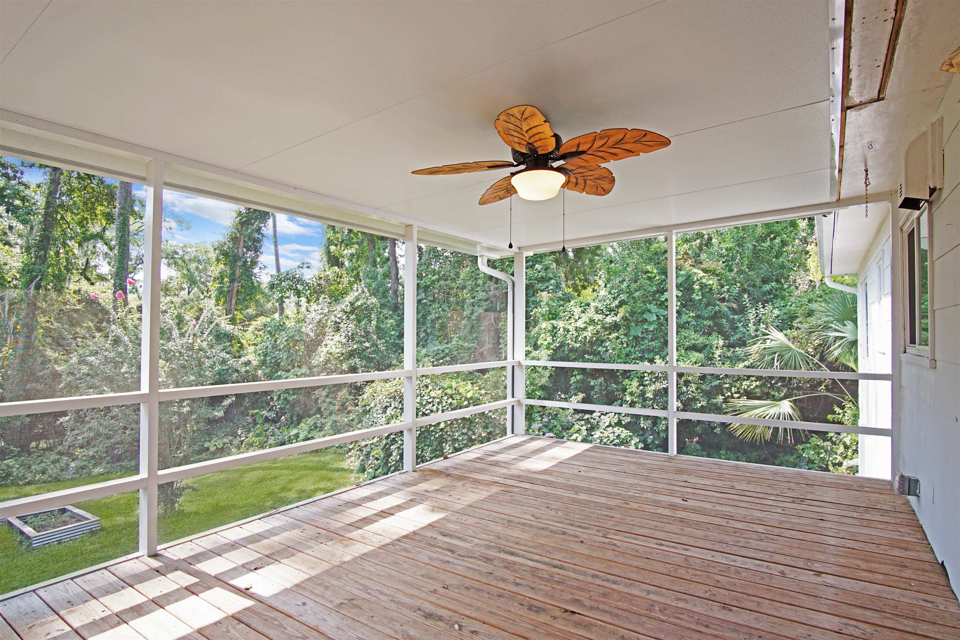 1917 S Magnolia Drive